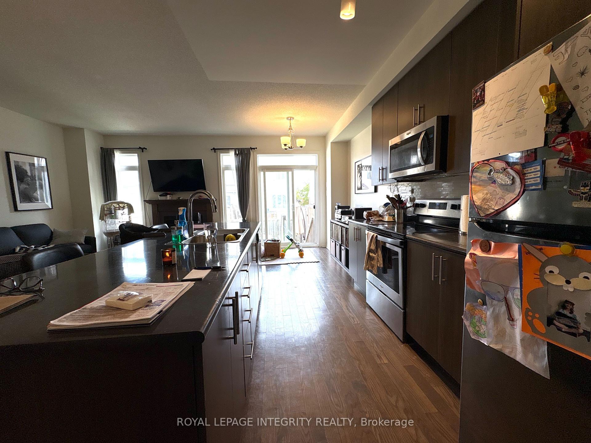 Photo 9 of 148 Overberg Way, Ottawa, Kanata - Emerald Meadows/Trailwest — HOMEH
