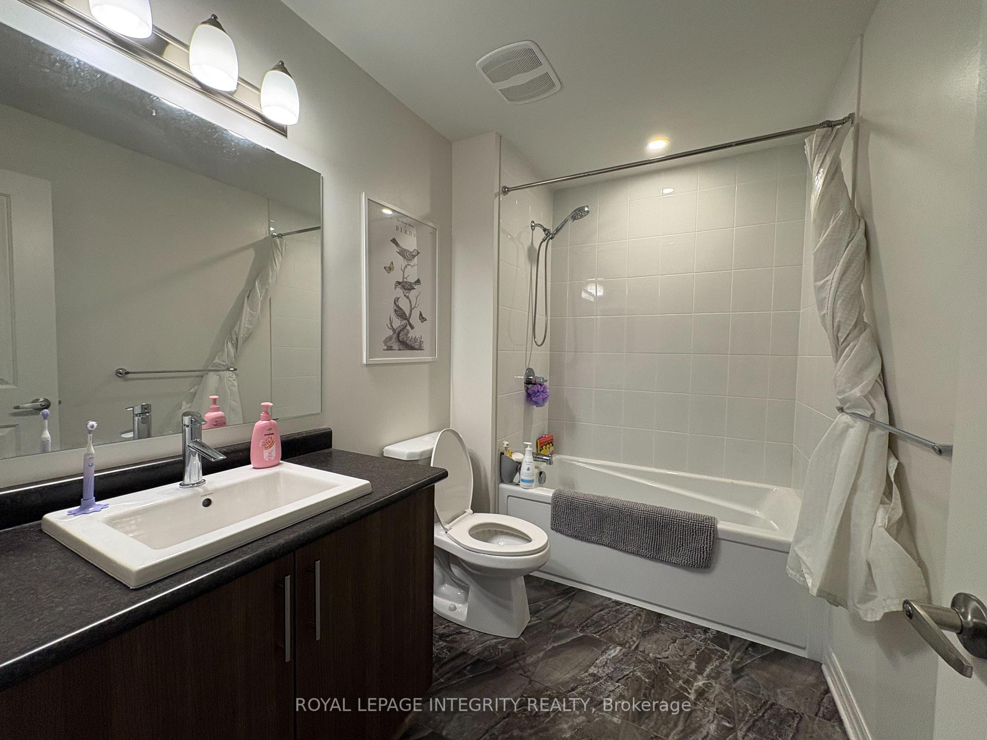 Photo 23 of 148 Overberg Way, Ottawa, Kanata - Emerald Meadows/Trailwest — HOMEH