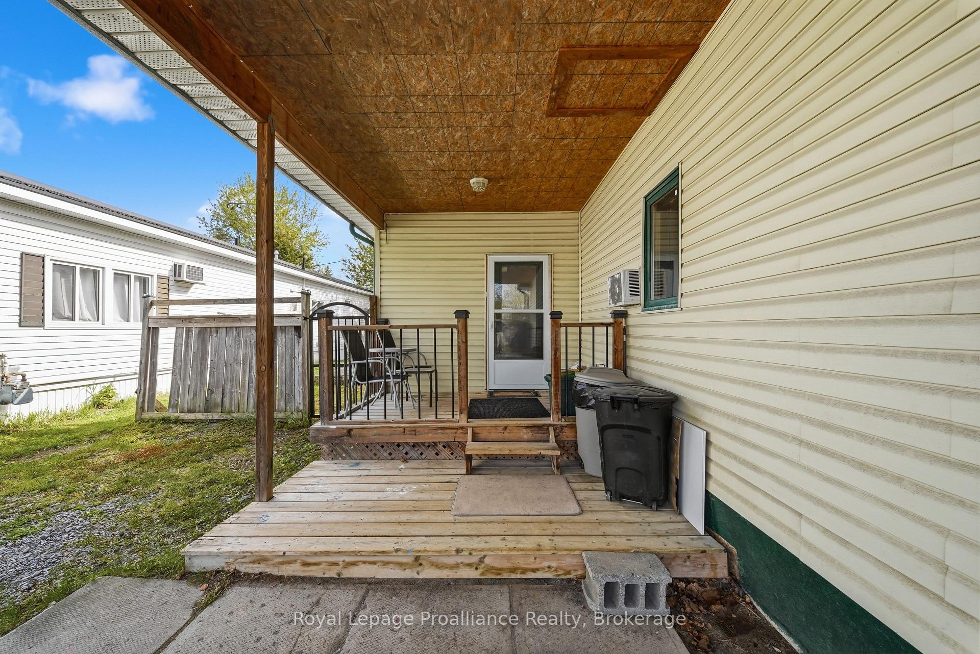 Photo 5 of Unit 39, 63 Whites Road, Quinte West, Sidney Ward — HOMEH