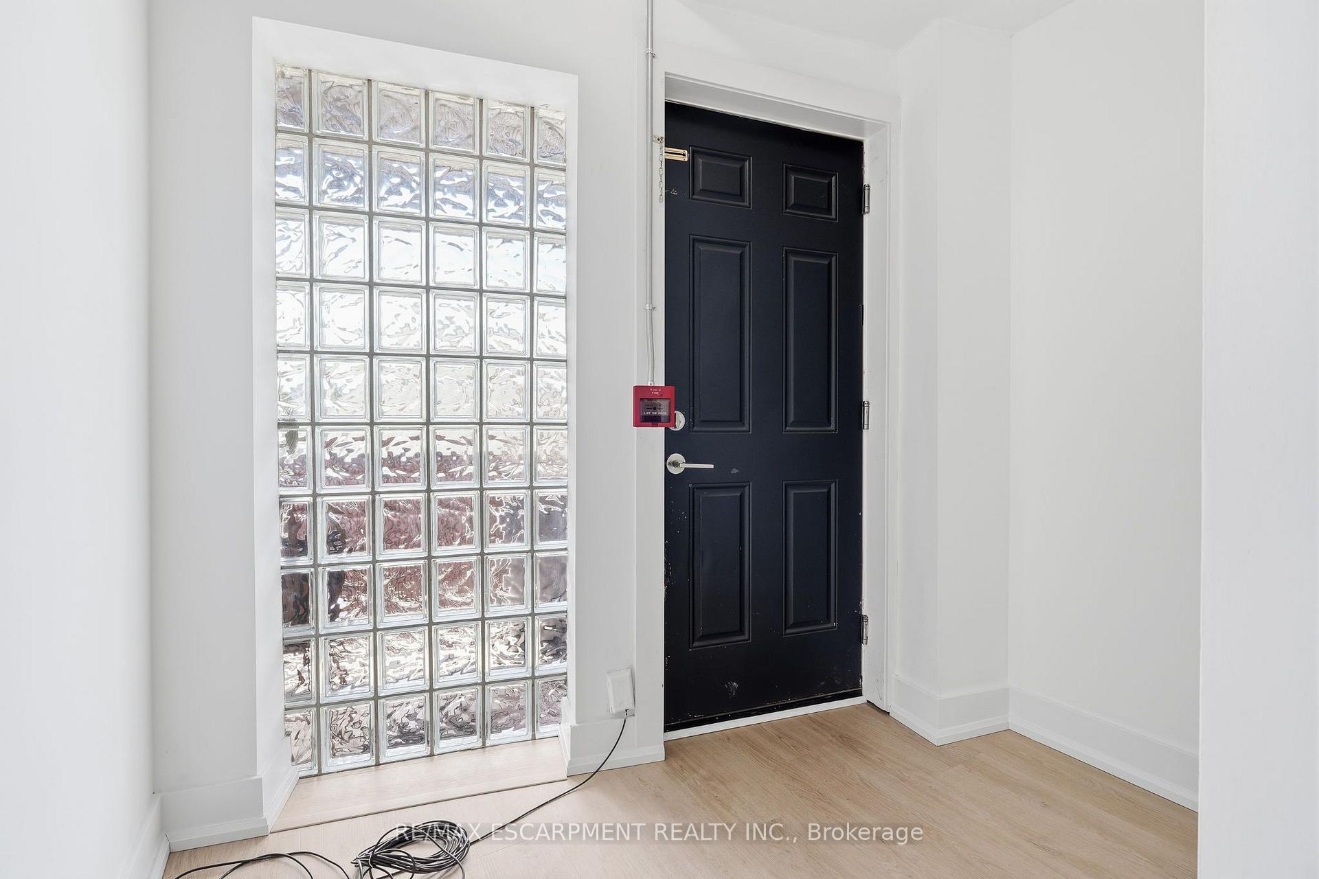 Photo 2 of Unit 02, 1006 King Street E, Hamilton, Stipley — HOMEH