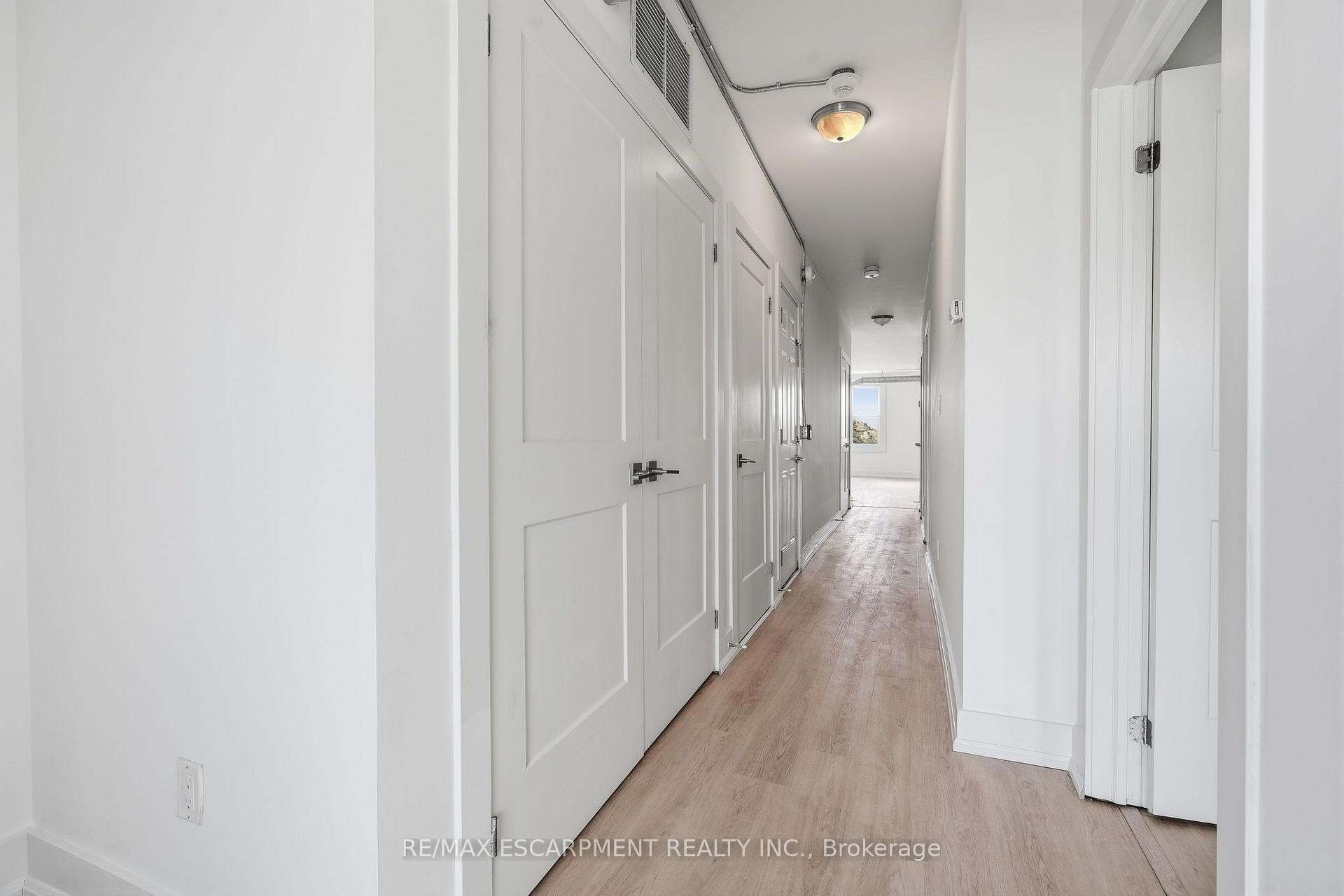 Photo 3 of Unit 02, 1006 King Street E, Hamilton, Stipley — HOMEH