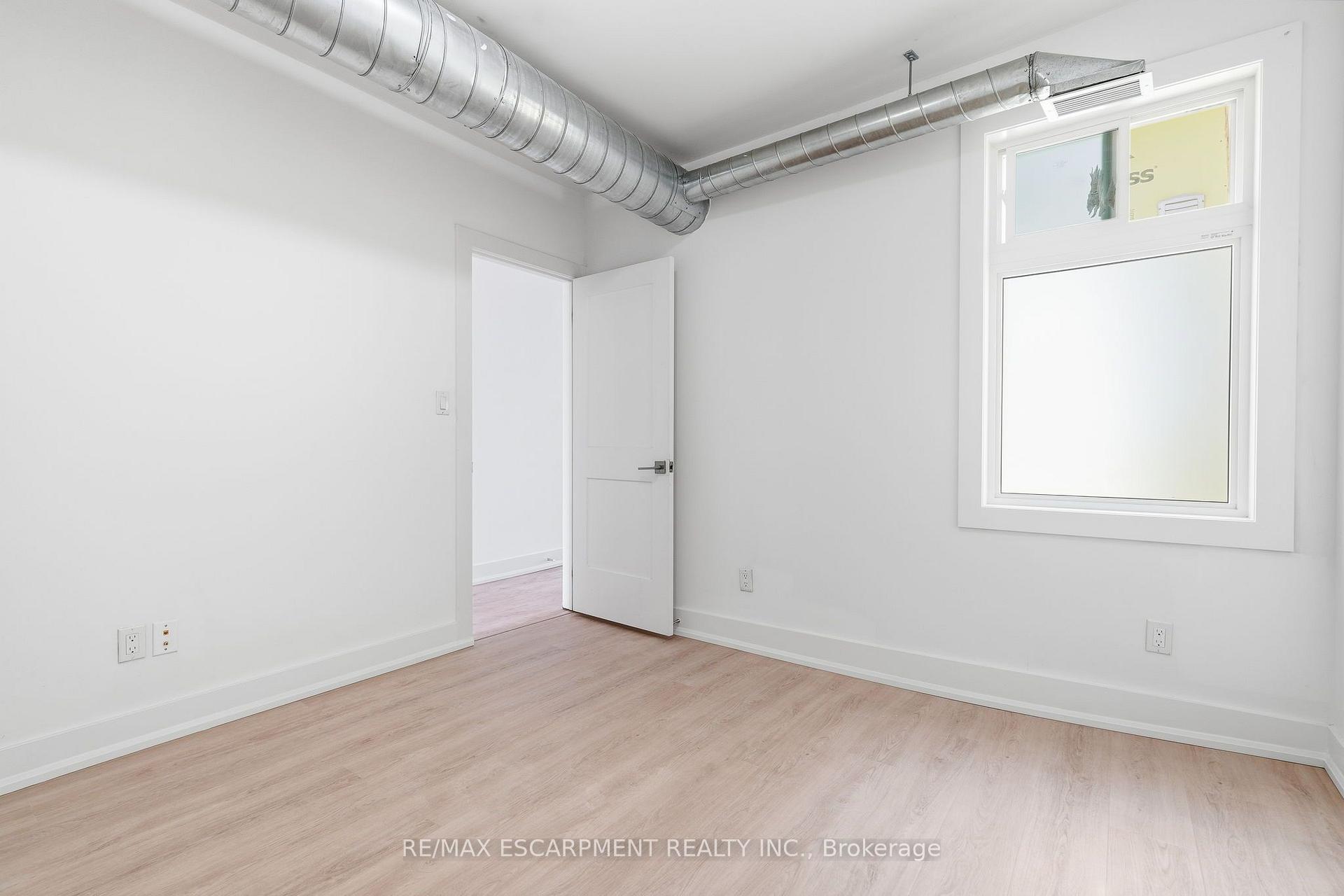 Photo 8 of Unit 02, 1006 King Street E, Hamilton, Stipley — HOMEH