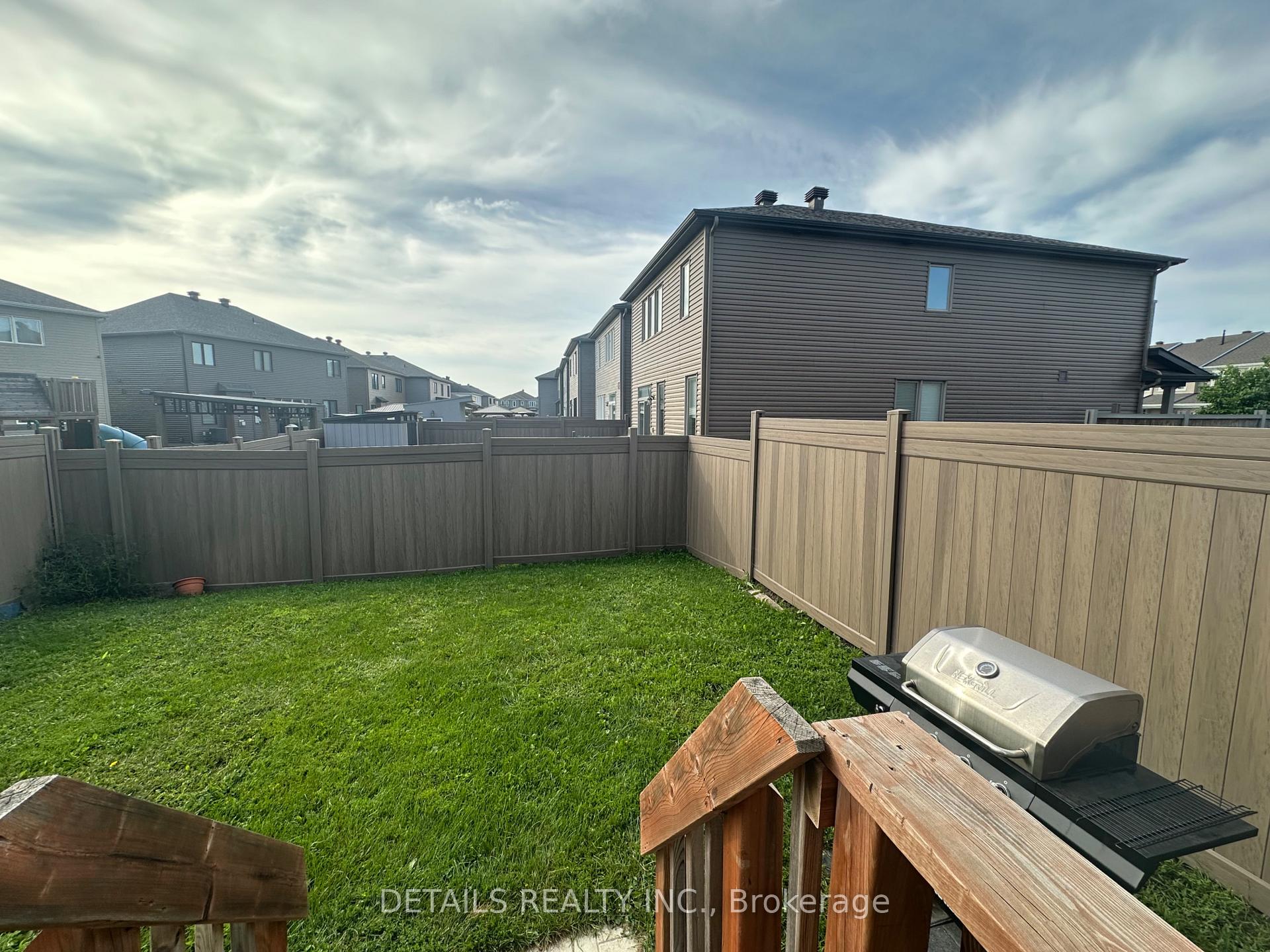 Photo 19 of 620 Decoeur Drive, Ottawa, Avalon West — HOMEH