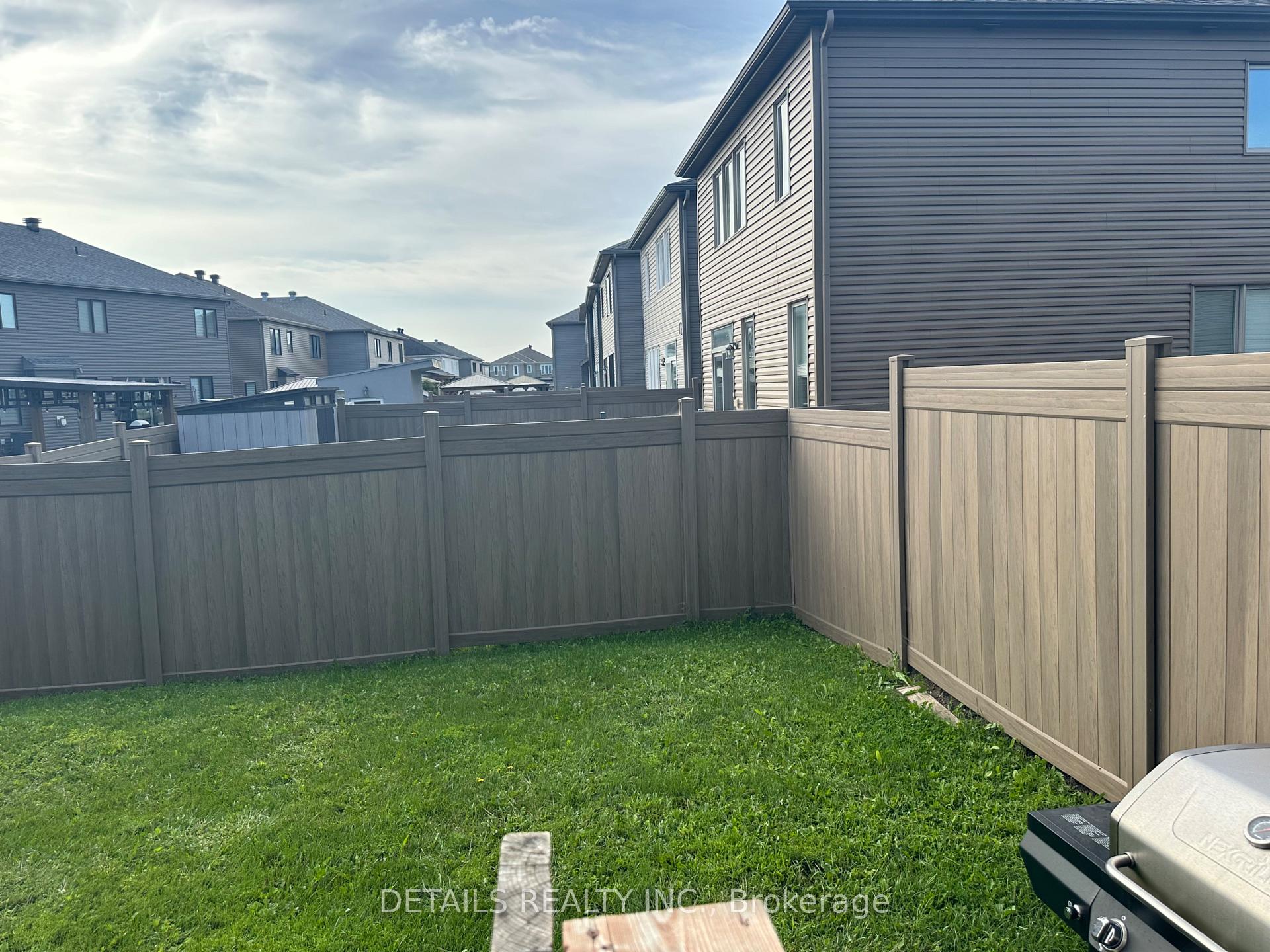 Photo 20 of 620 Decoeur Drive, Ottawa, Avalon West — HOMEH