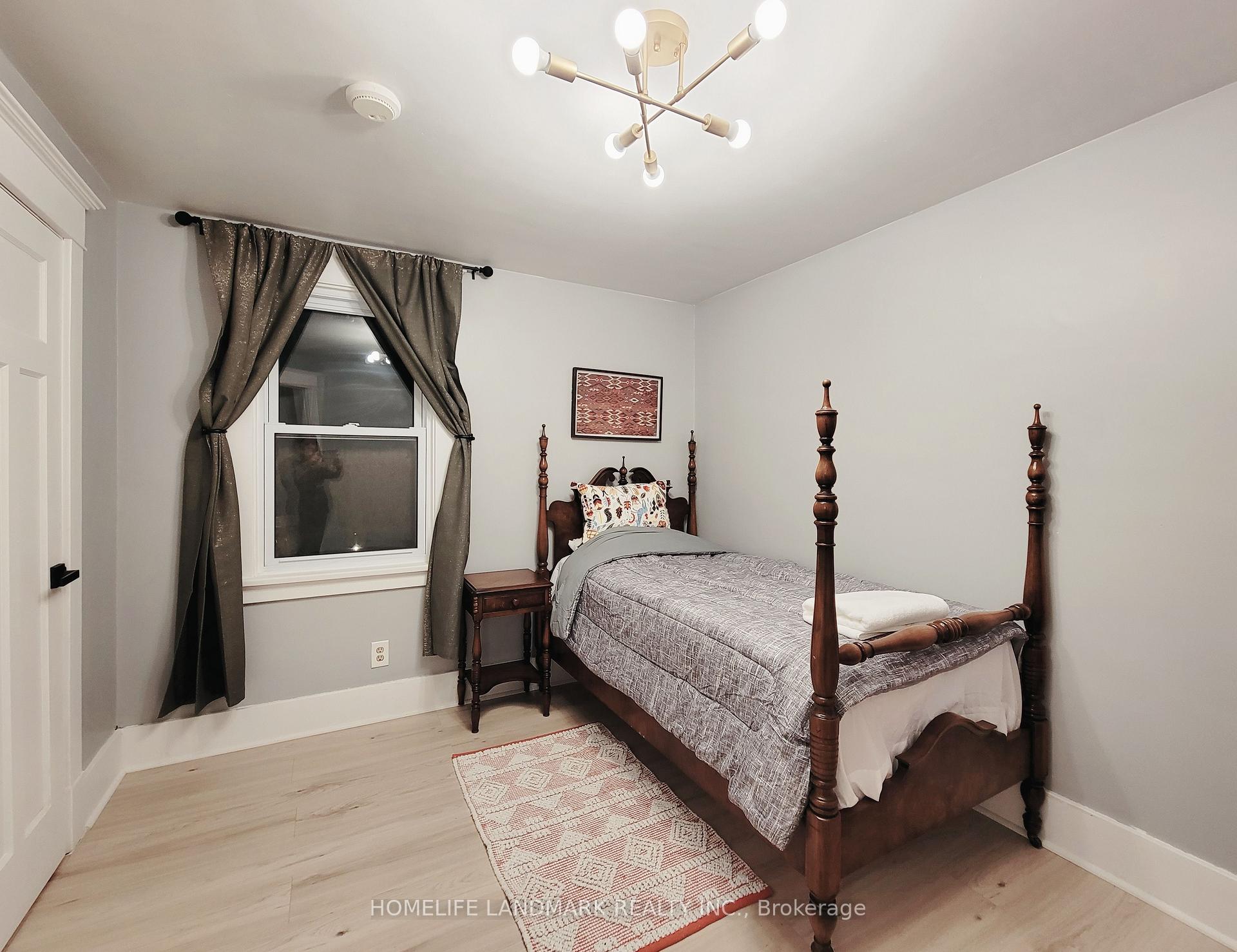 Photo 5 of 5765 Byng Avenue, Niagara Falls, Hospital — HOMEH