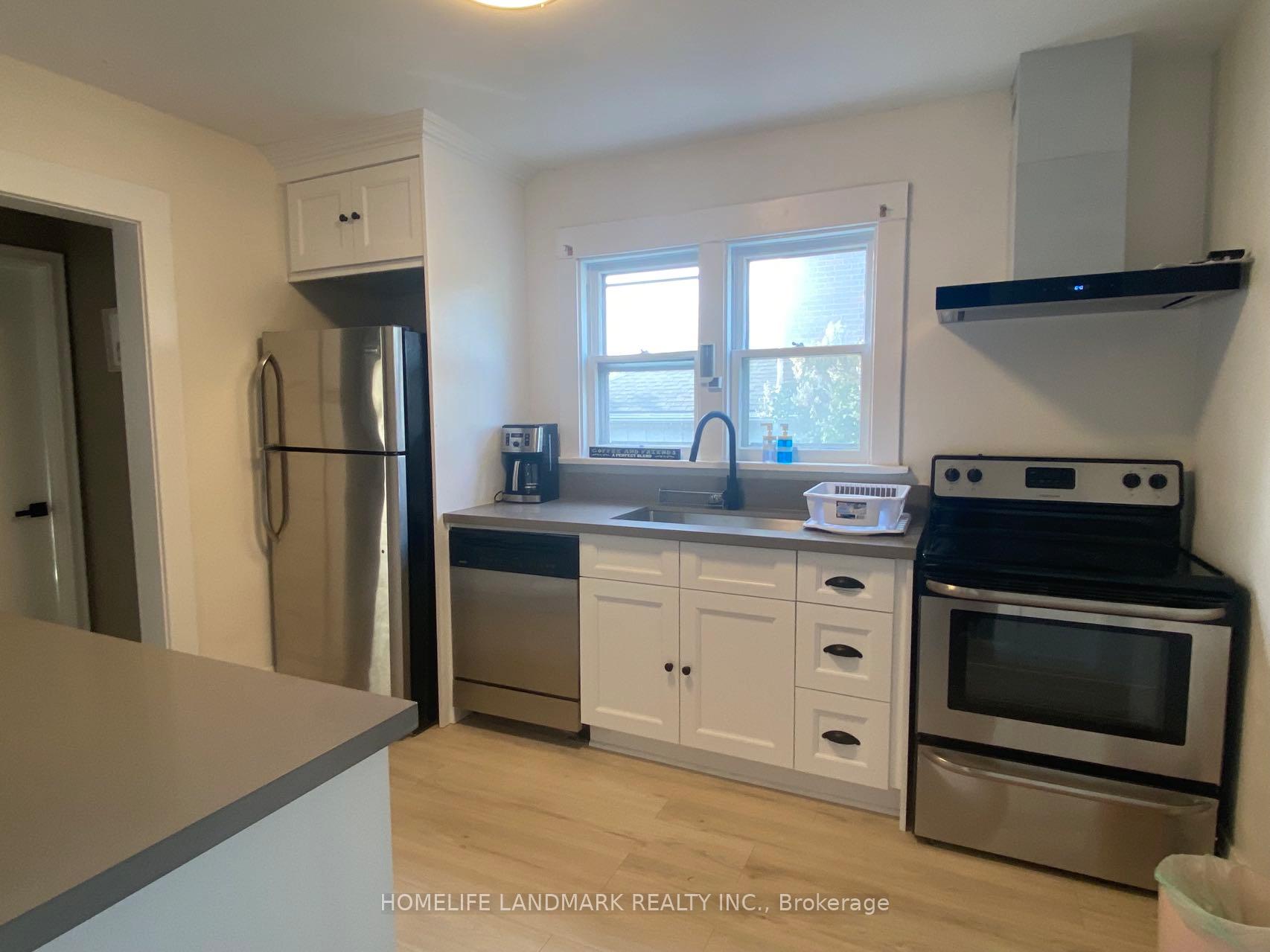 Photo 11 of 5765 Byng Avenue, Niagara Falls, Hospital — HOMEH