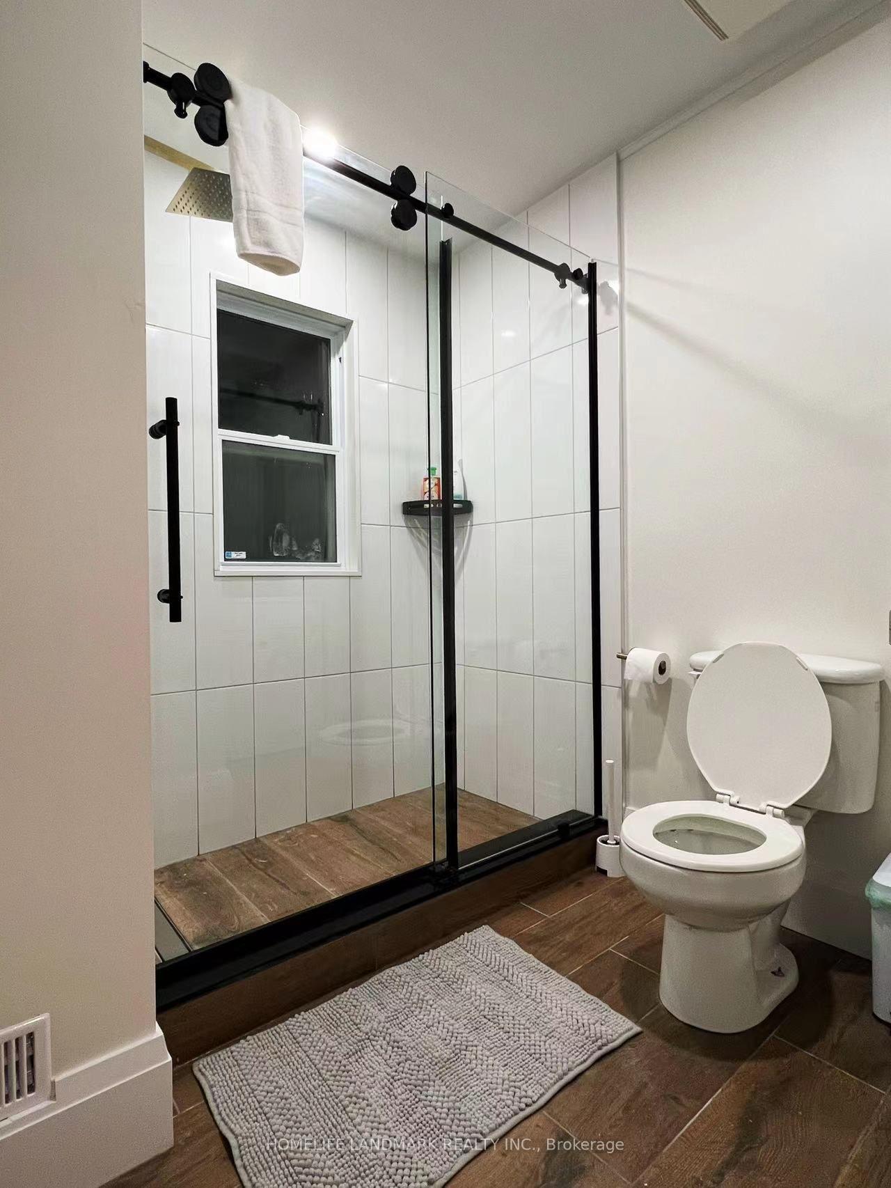 Photo 12 of 5765 Byng Avenue, Niagara Falls, Hospital — HOMEH