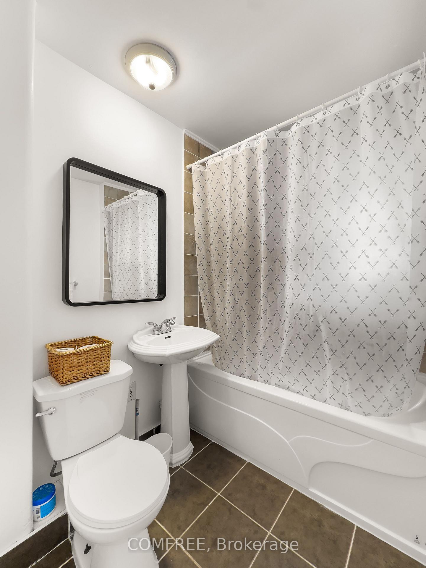 Photo 9 of 84 Carleton Street, Kingston, East of Sir John A. Blvd — HOMEH