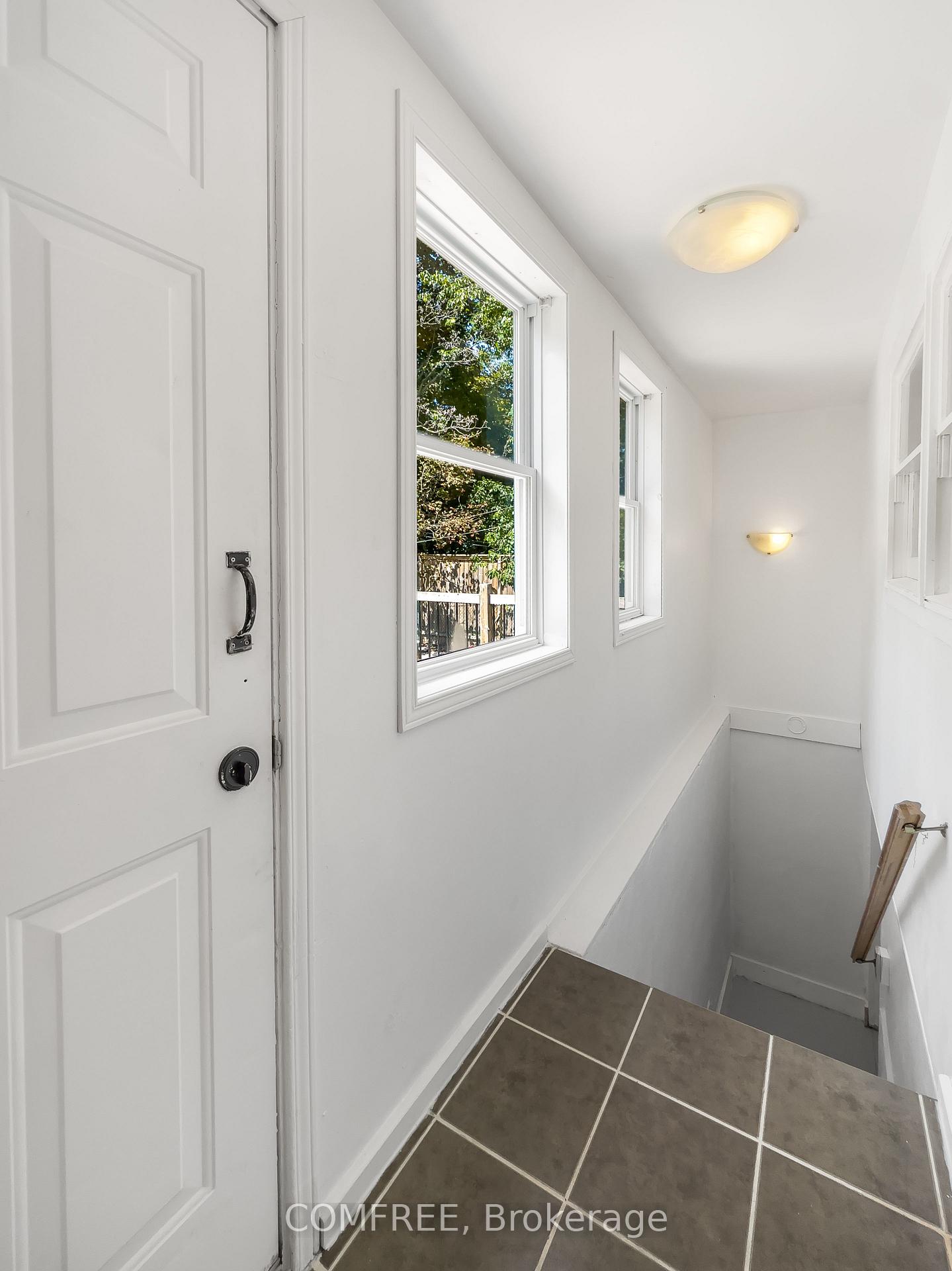 Photo 12 of 84 Carleton Street, Kingston, East of Sir John A. Blvd — HOMEH