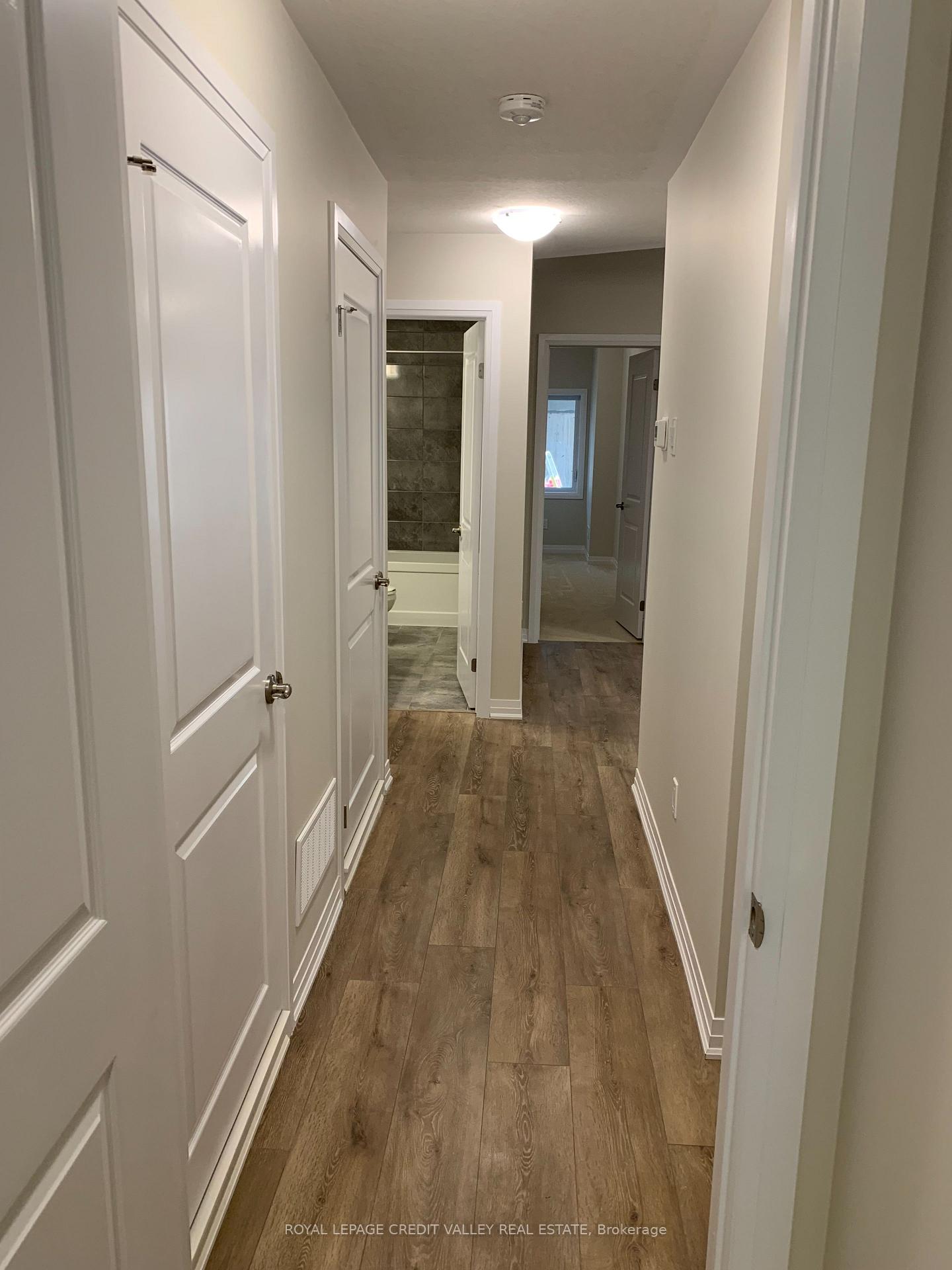 Photo 11 of Unit 13, 25 Isherwood Avenue E, Cambridge, Galt City Centre — HOMEH
