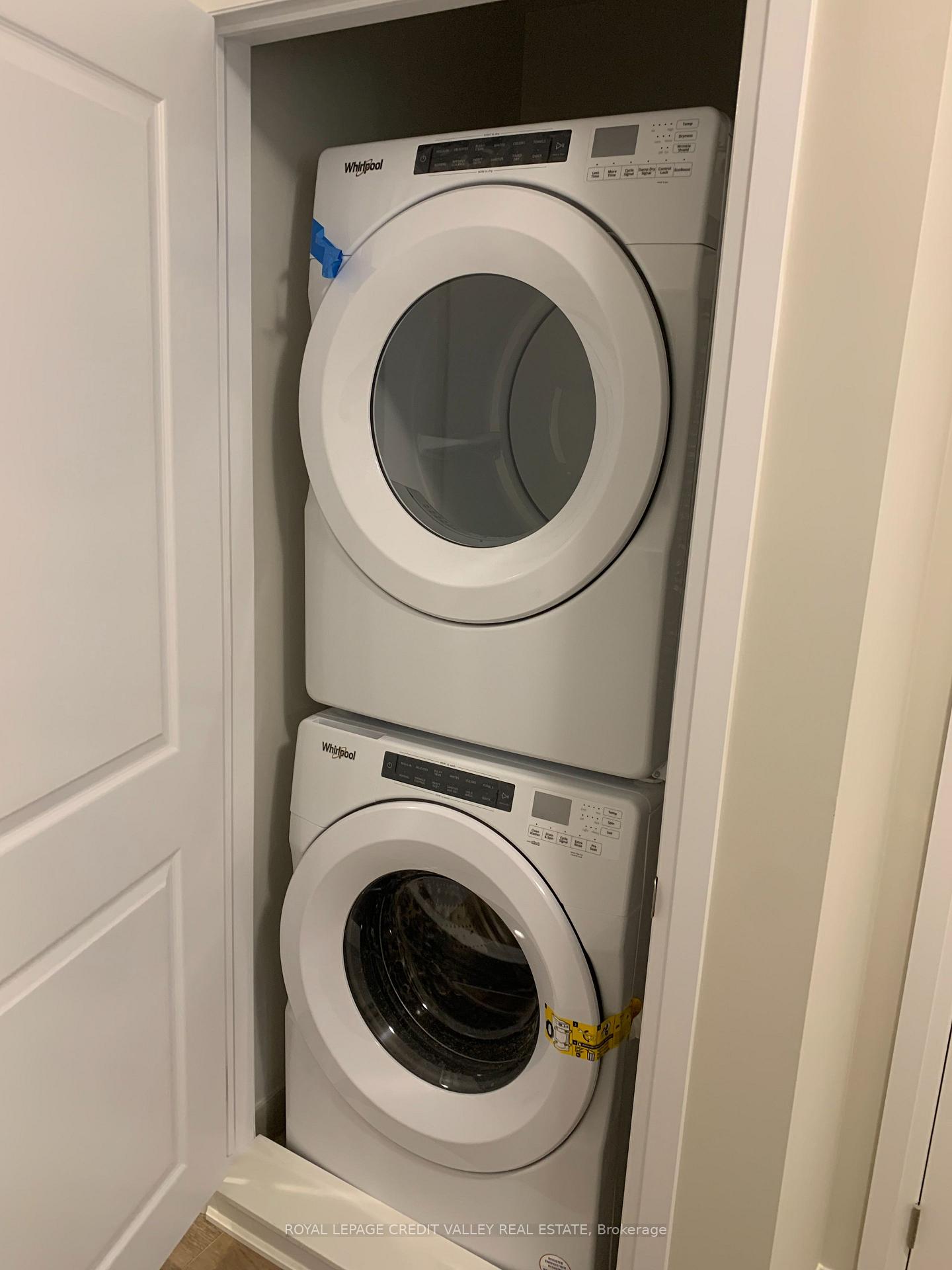 Photo 12 of Unit 13, 25 Isherwood Avenue E, Cambridge, Galt City Centre — HOMEH