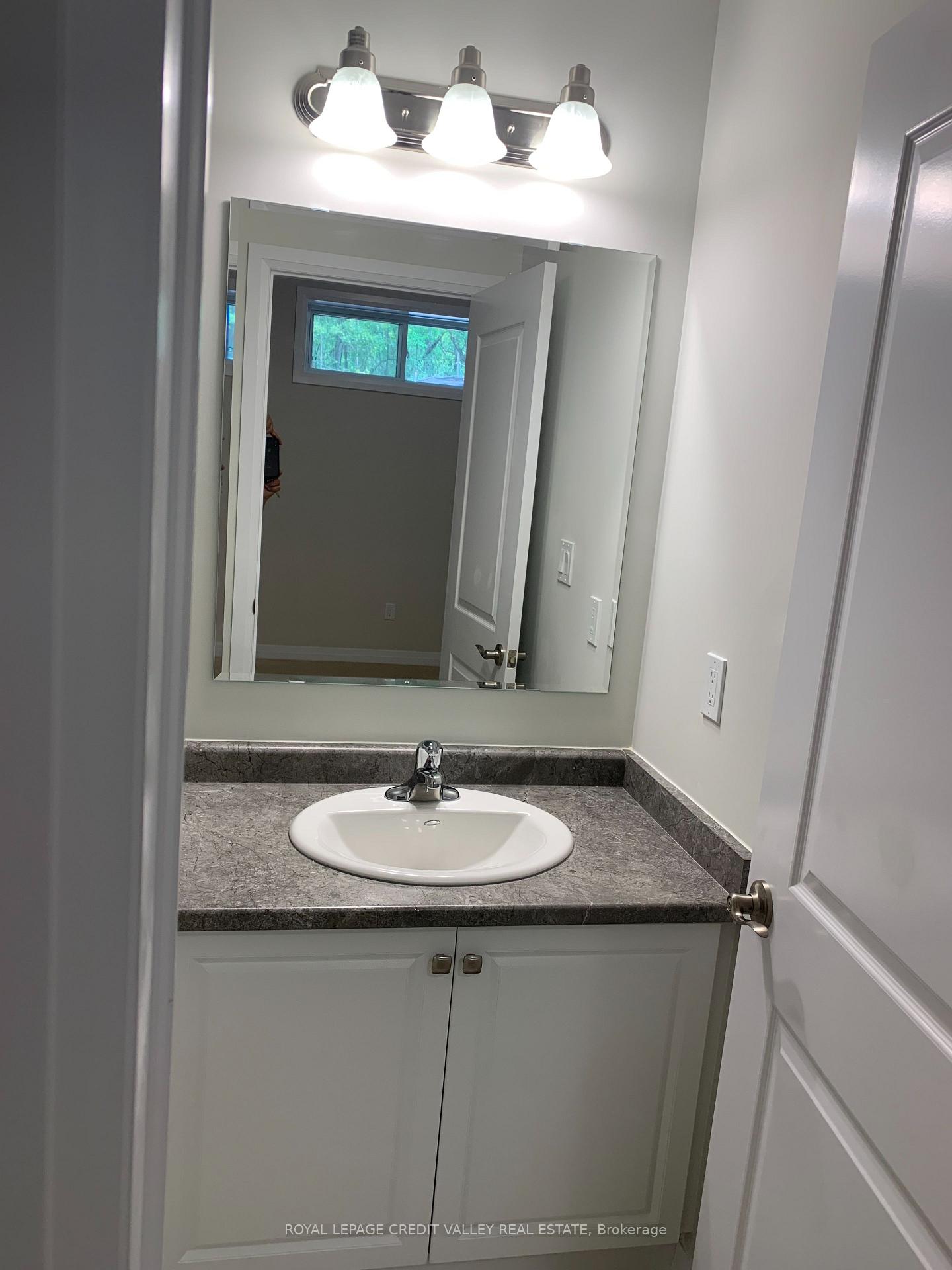 Photo 15 of Unit 13, 25 Isherwood Avenue E, Cambridge, Galt City Centre — HOMEH