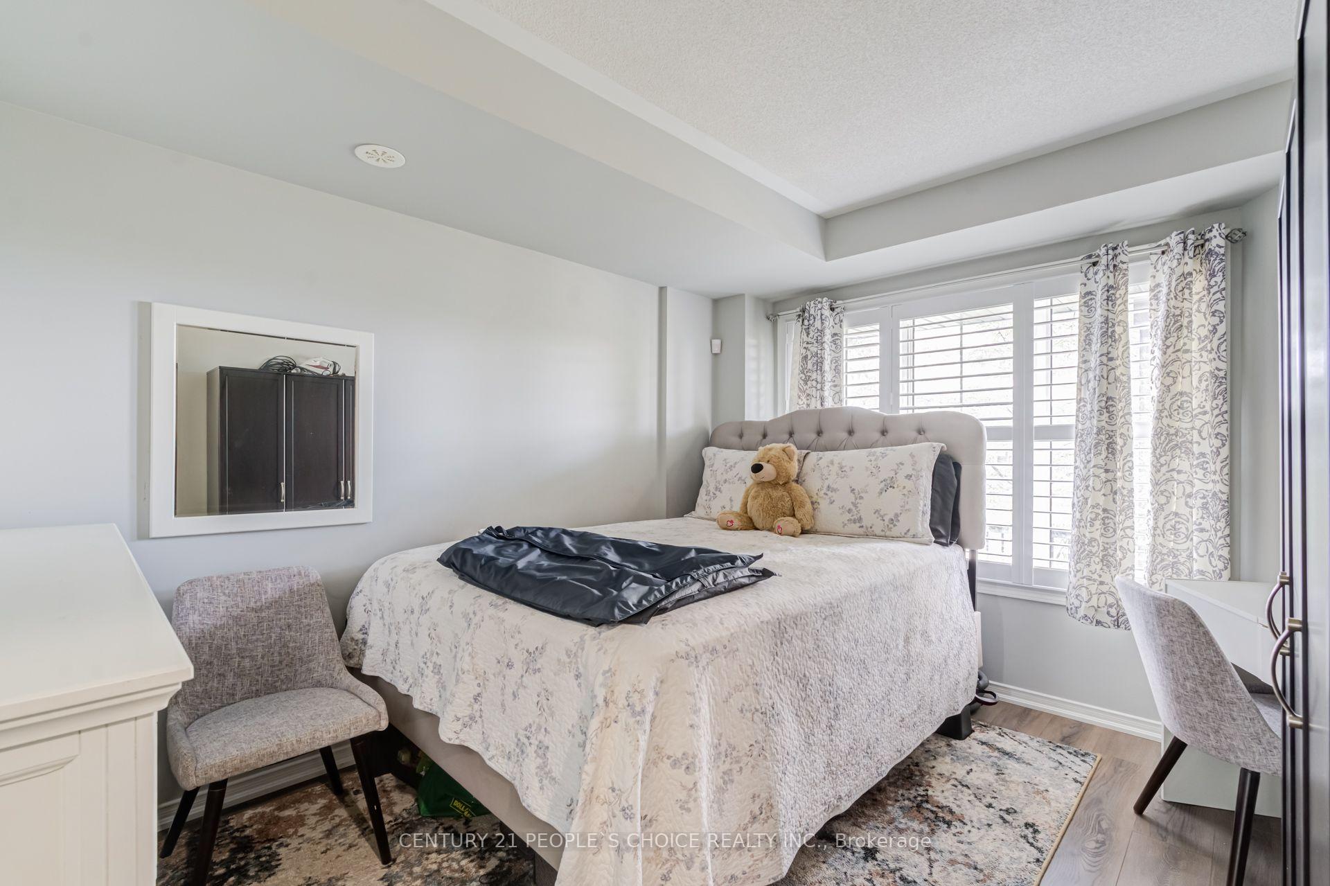 Photo 7 of 18 Jerome Way, Clarington, Bowmanville — HOMEH
