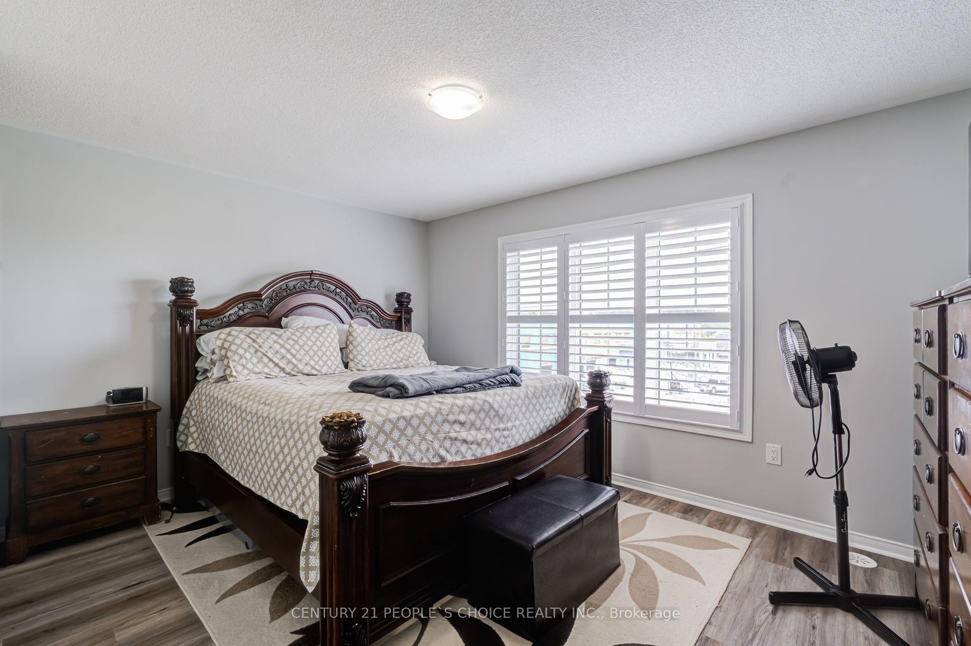 Photo 26 of 18 Jerome Way, Clarington, Bowmanville — HOMEH