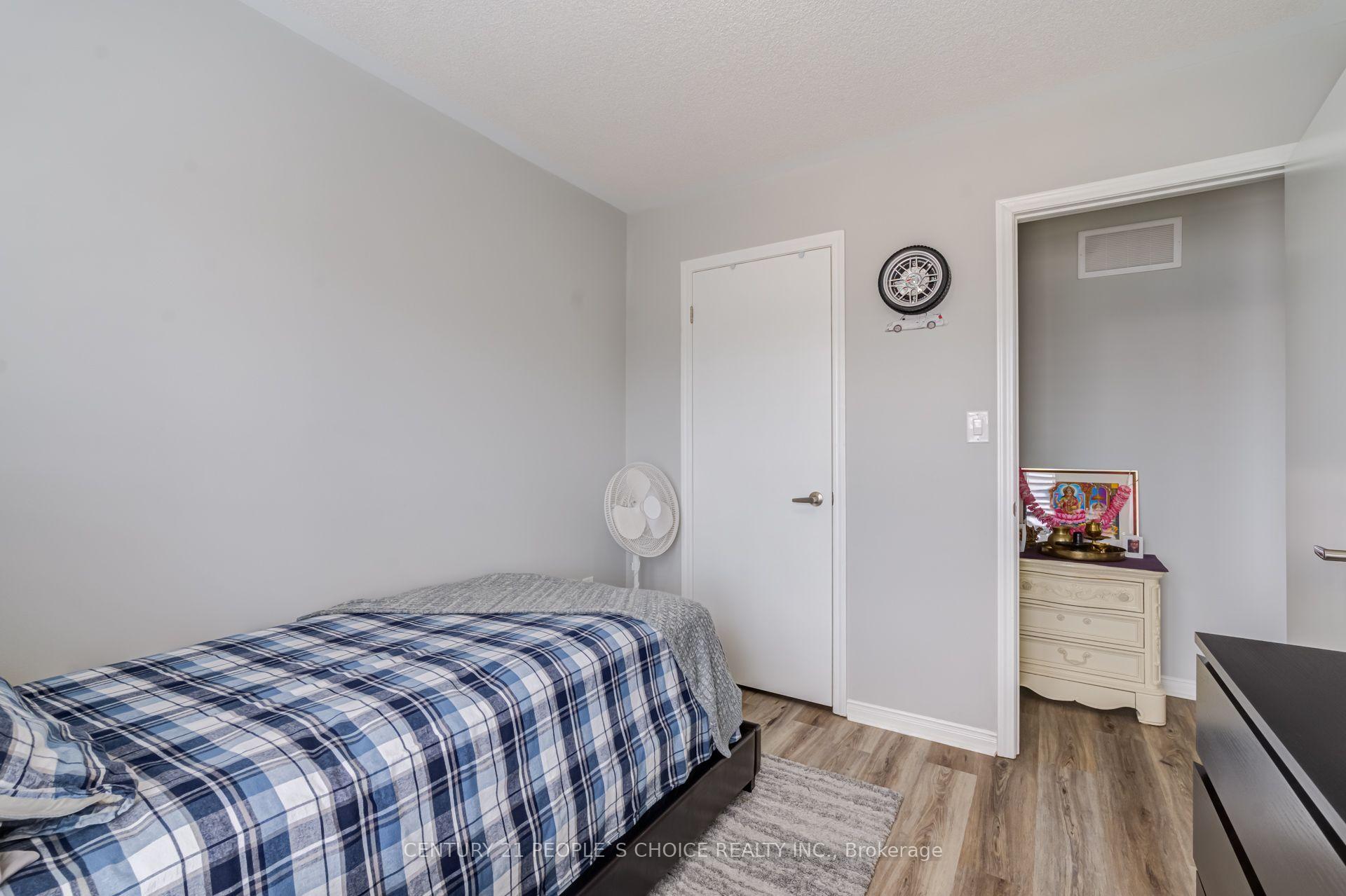 Photo 31 of 18 Jerome Way, Clarington, Bowmanville — HOMEH