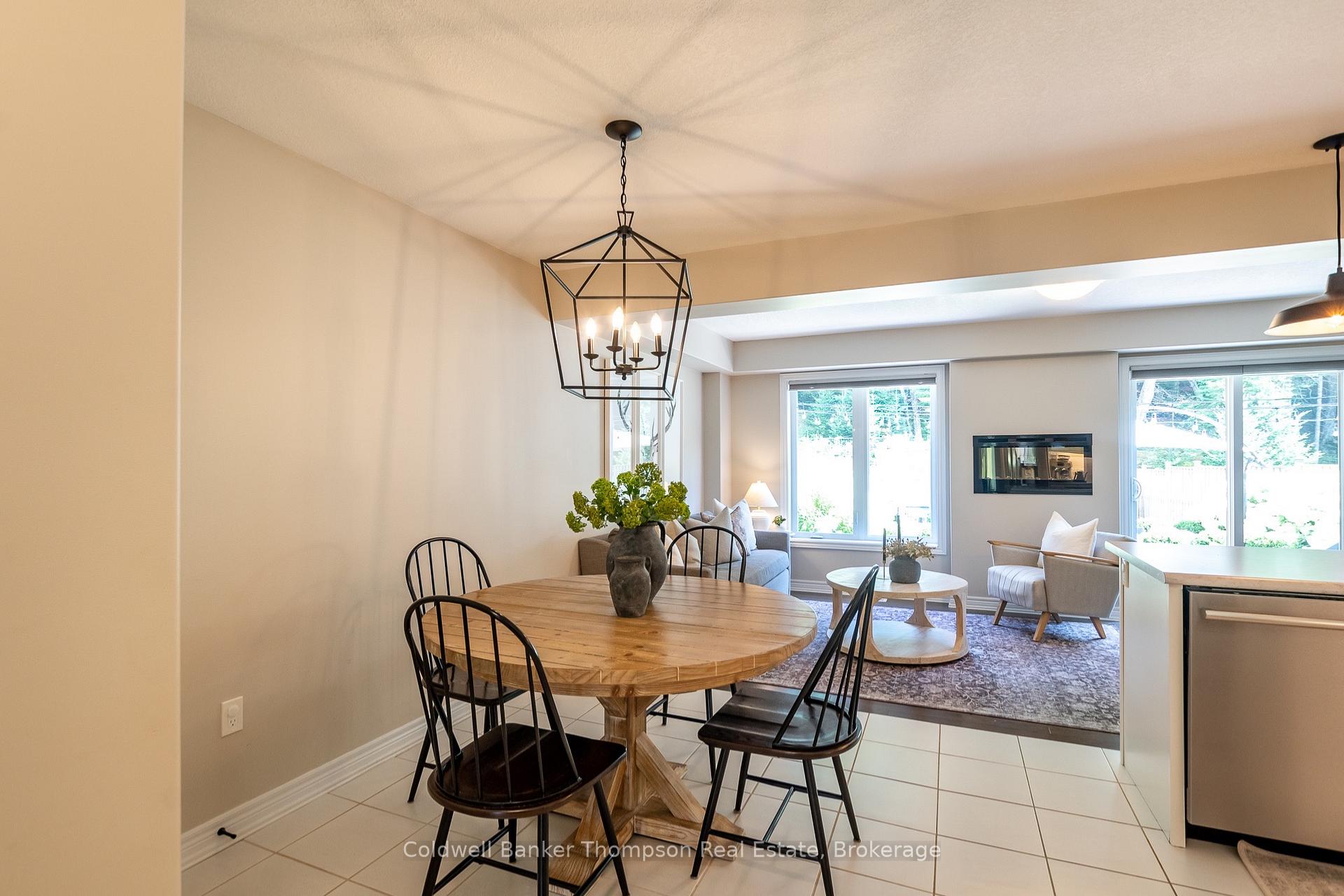 Photo 9 of 12 Spalding Crescent, Huntsville, Chaffey — HOMEH