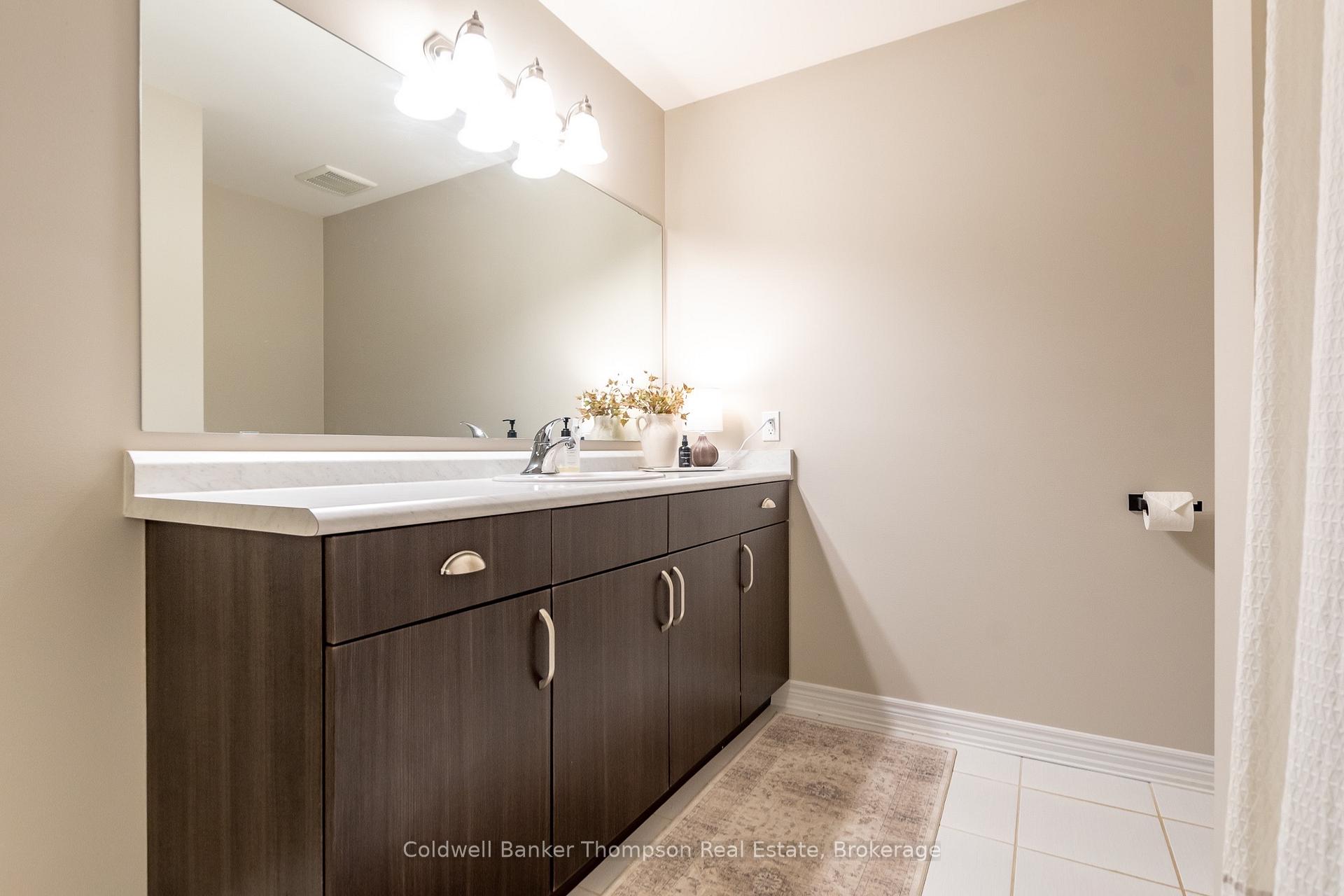 Photo 34 of 12 Spalding Crescent, Huntsville, Chaffey — HOMEH