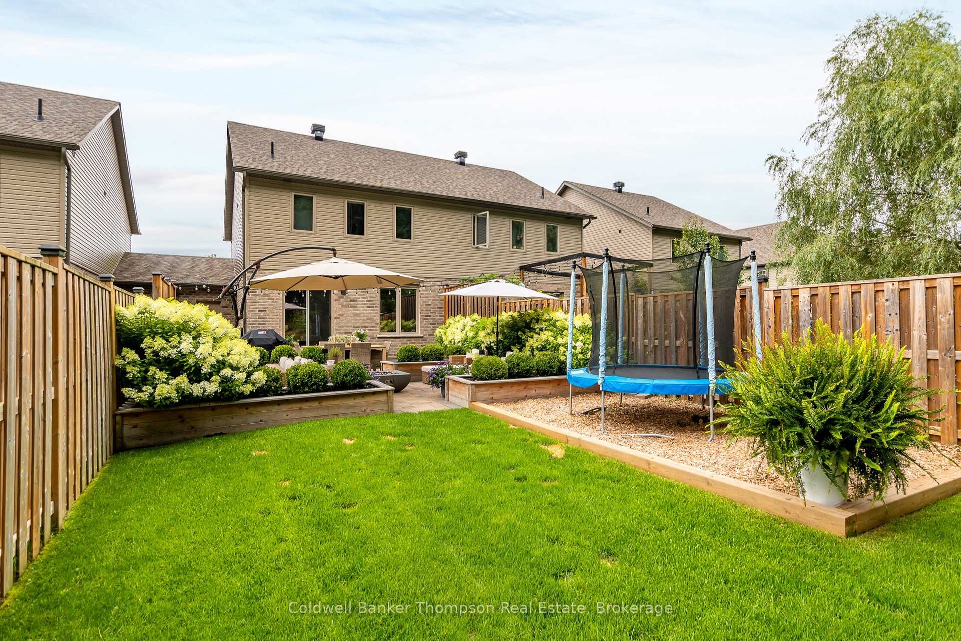 Photo 45 of 12 Spalding Crescent, Huntsville, Chaffey — HOMEH