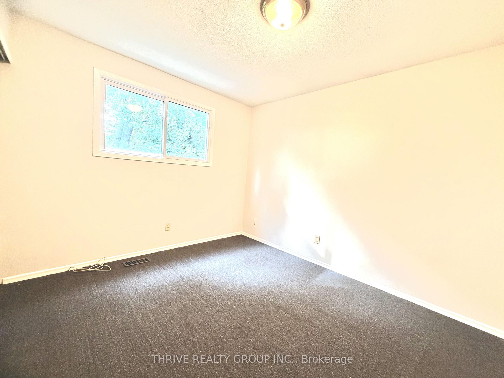 Photo 15 of 202 Muriel Crescent, London, South X — HOMEH