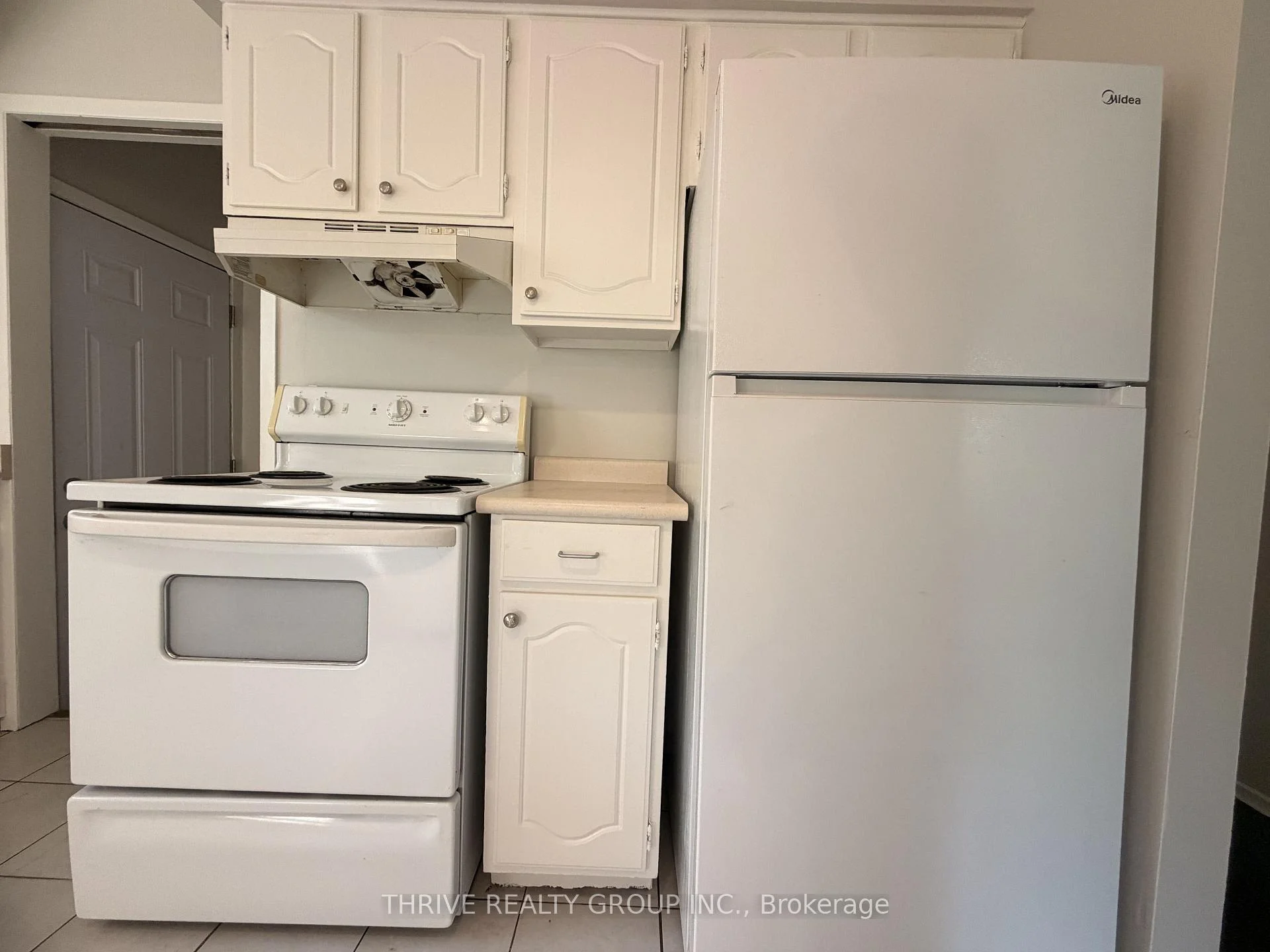 Photo 25 of 202 Muriel Crescent, London, South X — HOMEH