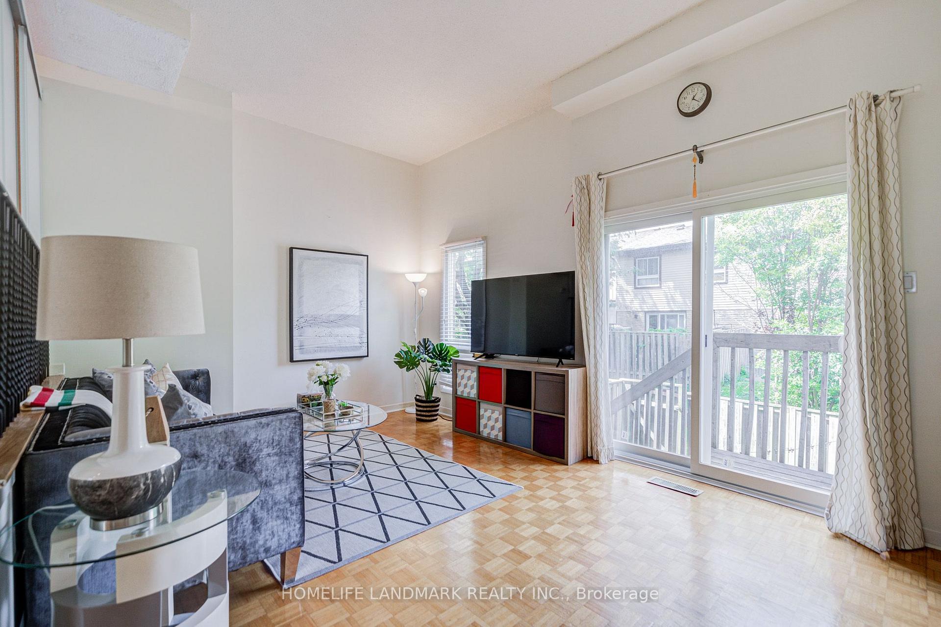 Photo 2 of 6 Thunder Grove, Scarborough, Agincourt North — HOMEH