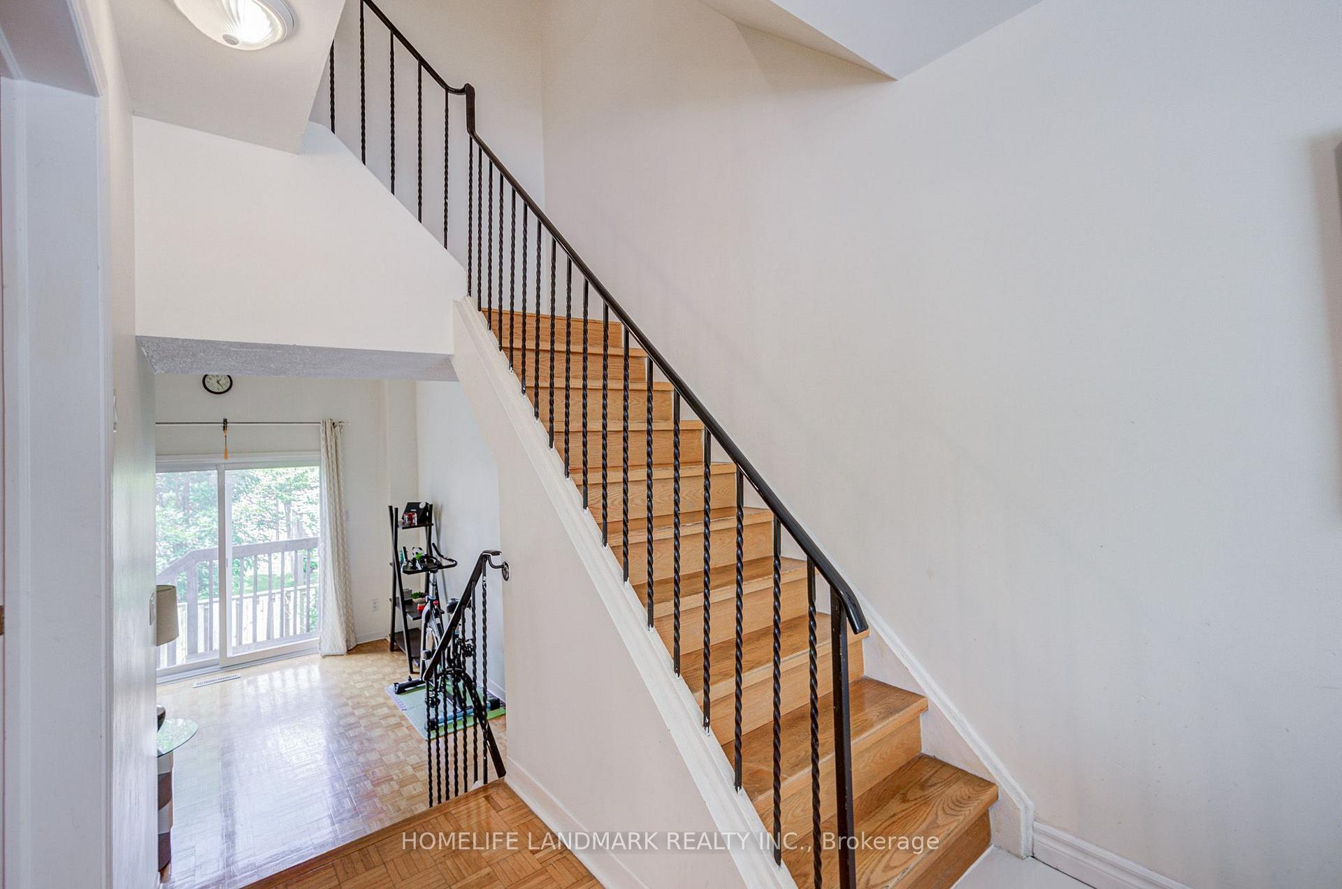 Photo 15 of 6 Thunder Grove, Scarborough, Agincourt North — HOMEH