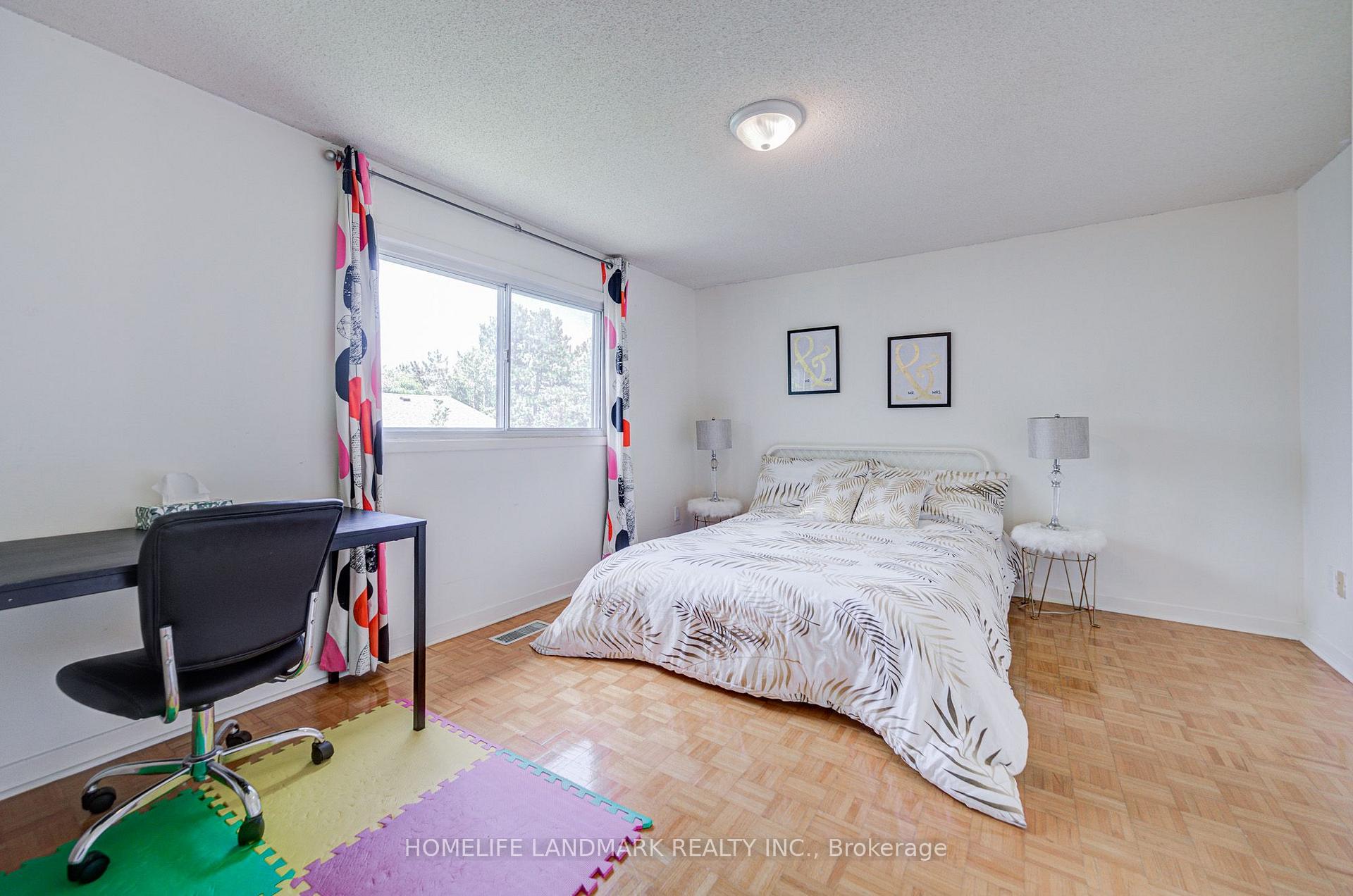 Photo 23 of 6 Thunder Grove, Scarborough, Agincourt North — HOMEH