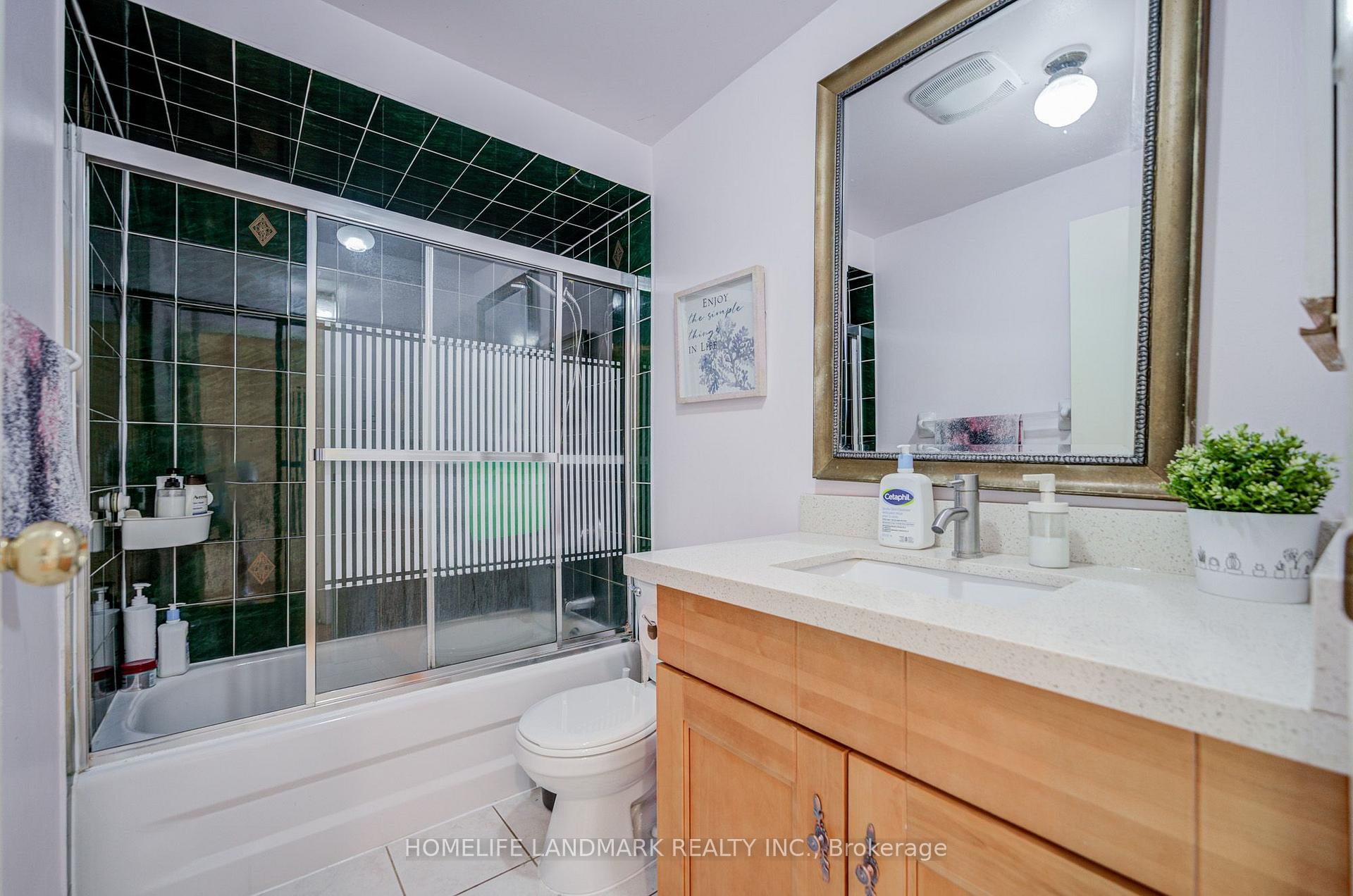 Photo 25 of 6 Thunder Grove, Scarborough, Agincourt North — HOMEH