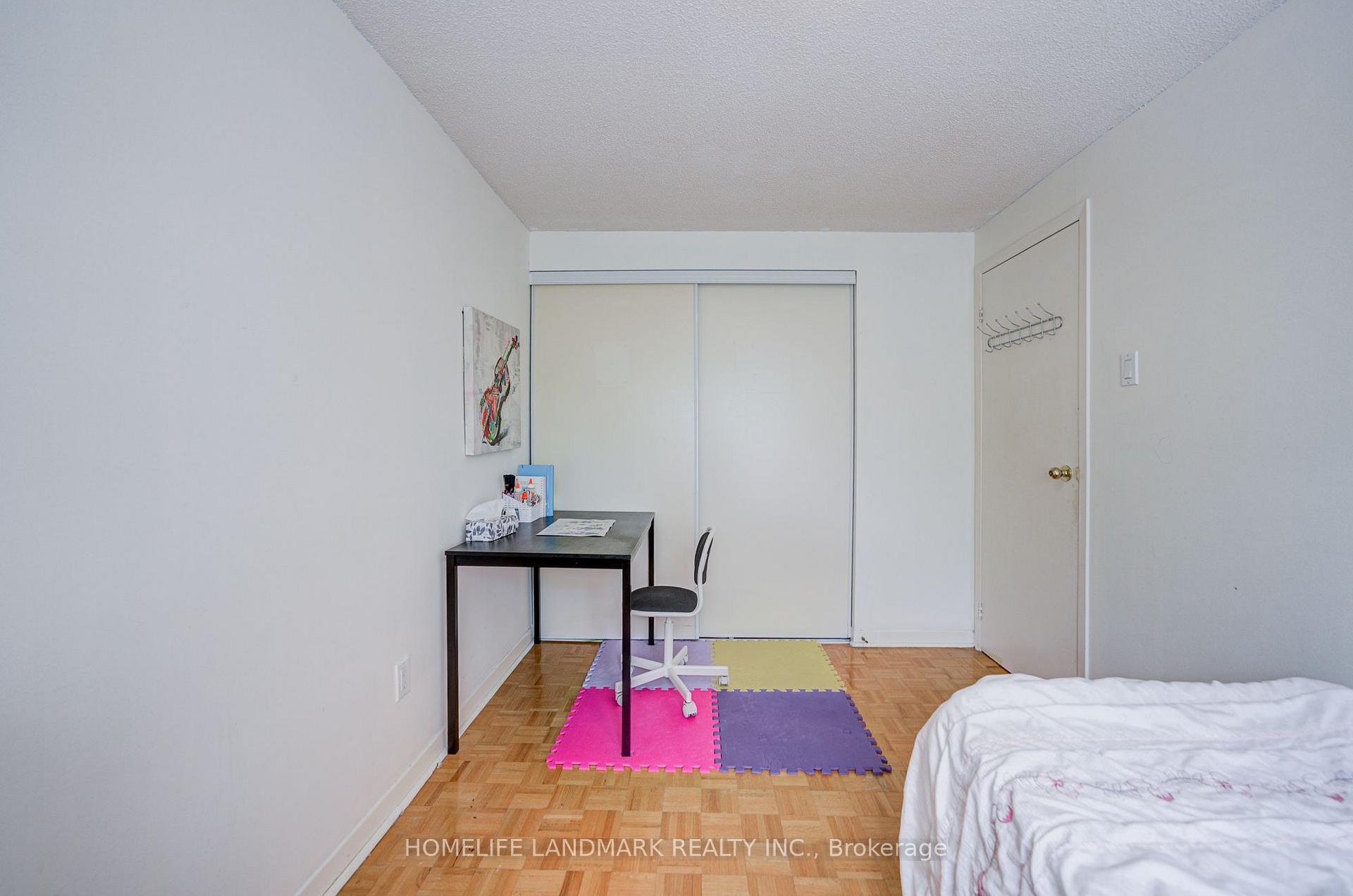 Photo 28 of 6 Thunder Grove, Scarborough, Agincourt North — HOMEH