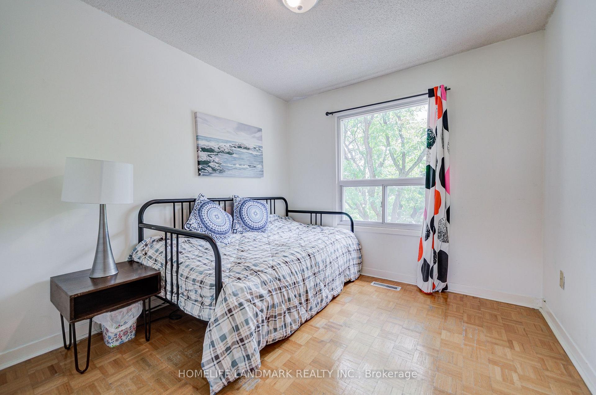 Photo 29 of 6 Thunder Grove, Scarborough, Agincourt North — HOMEH