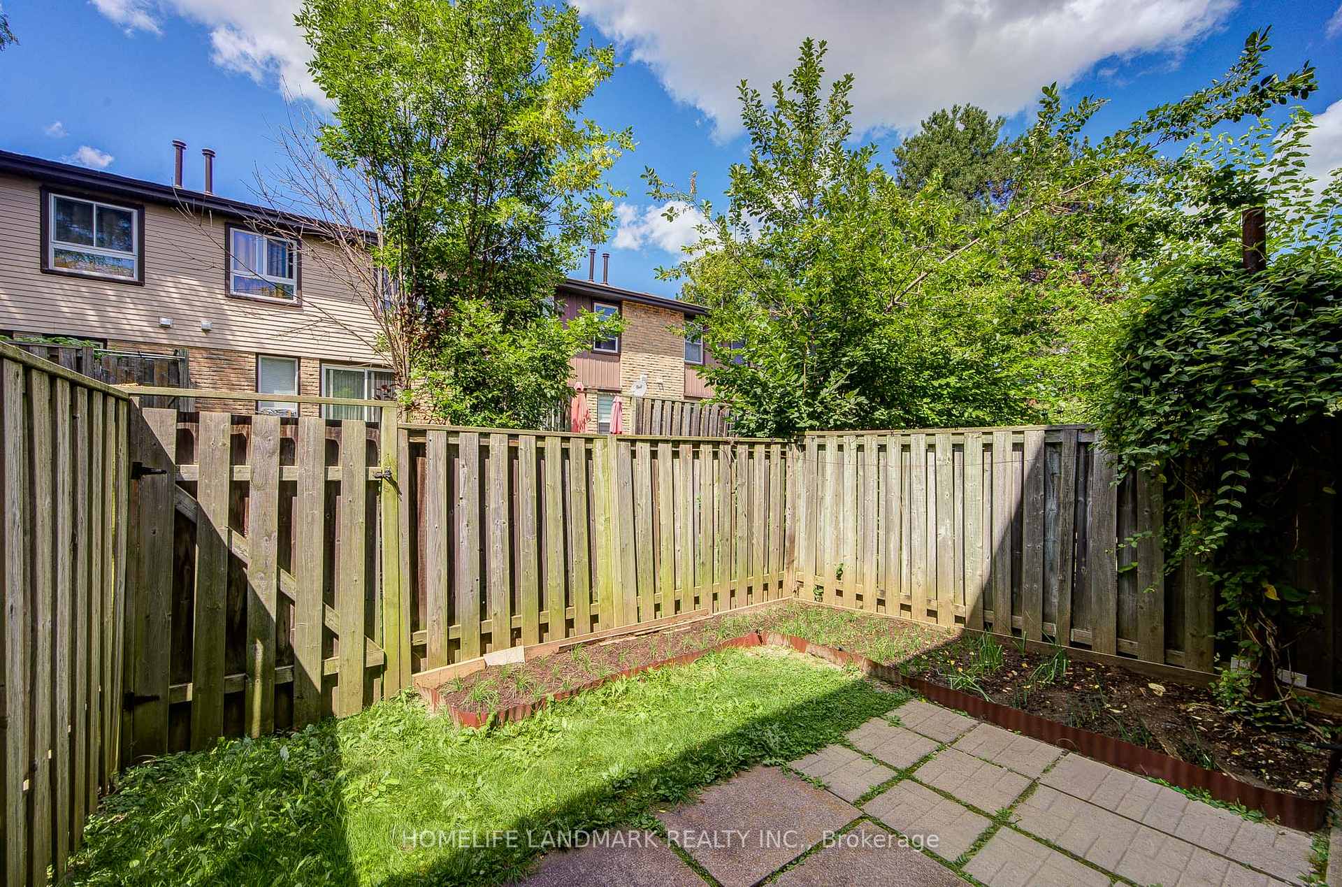 Photo 42 of 6 Thunder Grove, Scarborough, Agincourt North — HOMEH