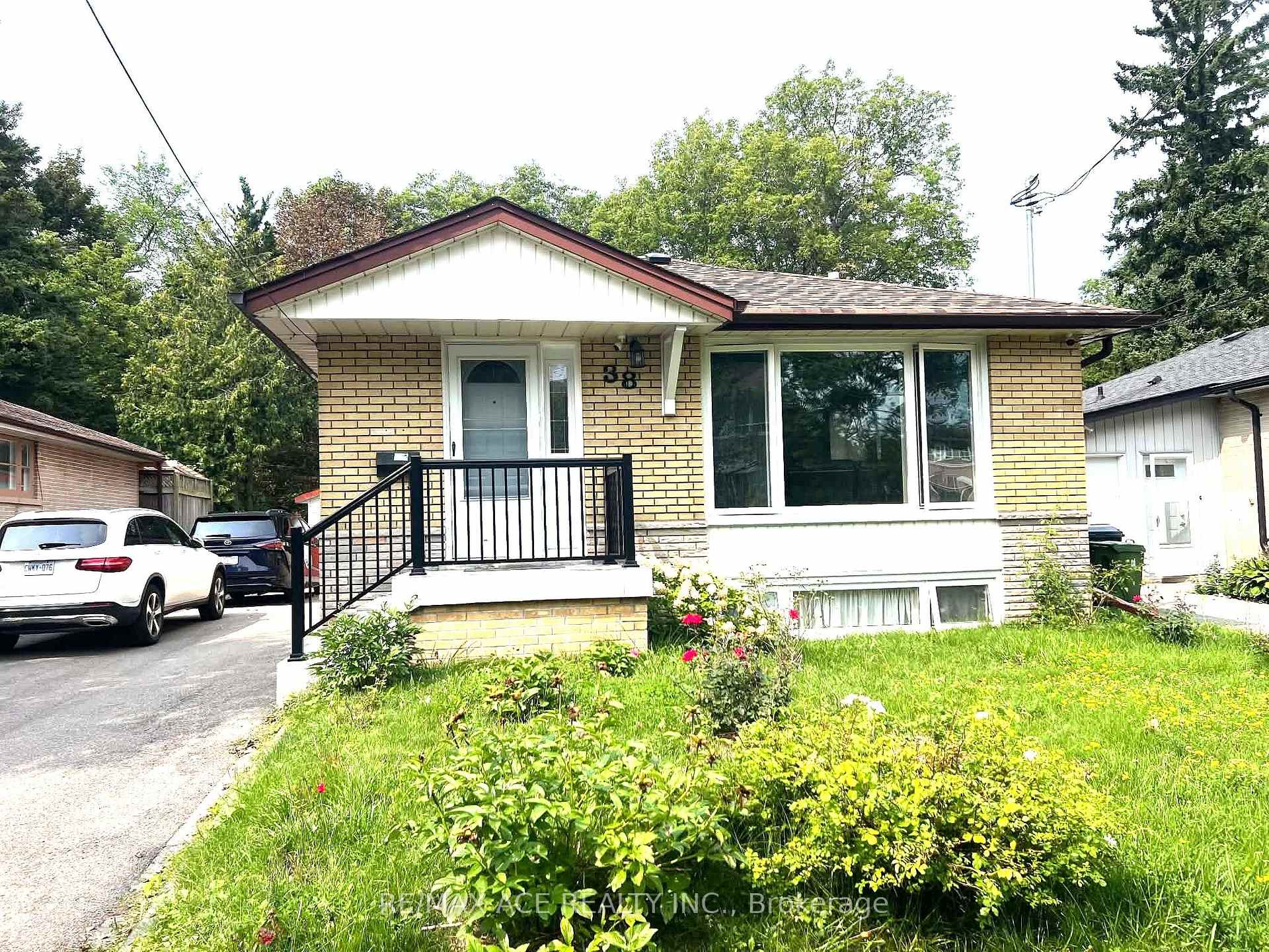 Photo 1 of Unit Bsmt, 38 Celeste Drive, Scarborough, West Hill — HOMEH