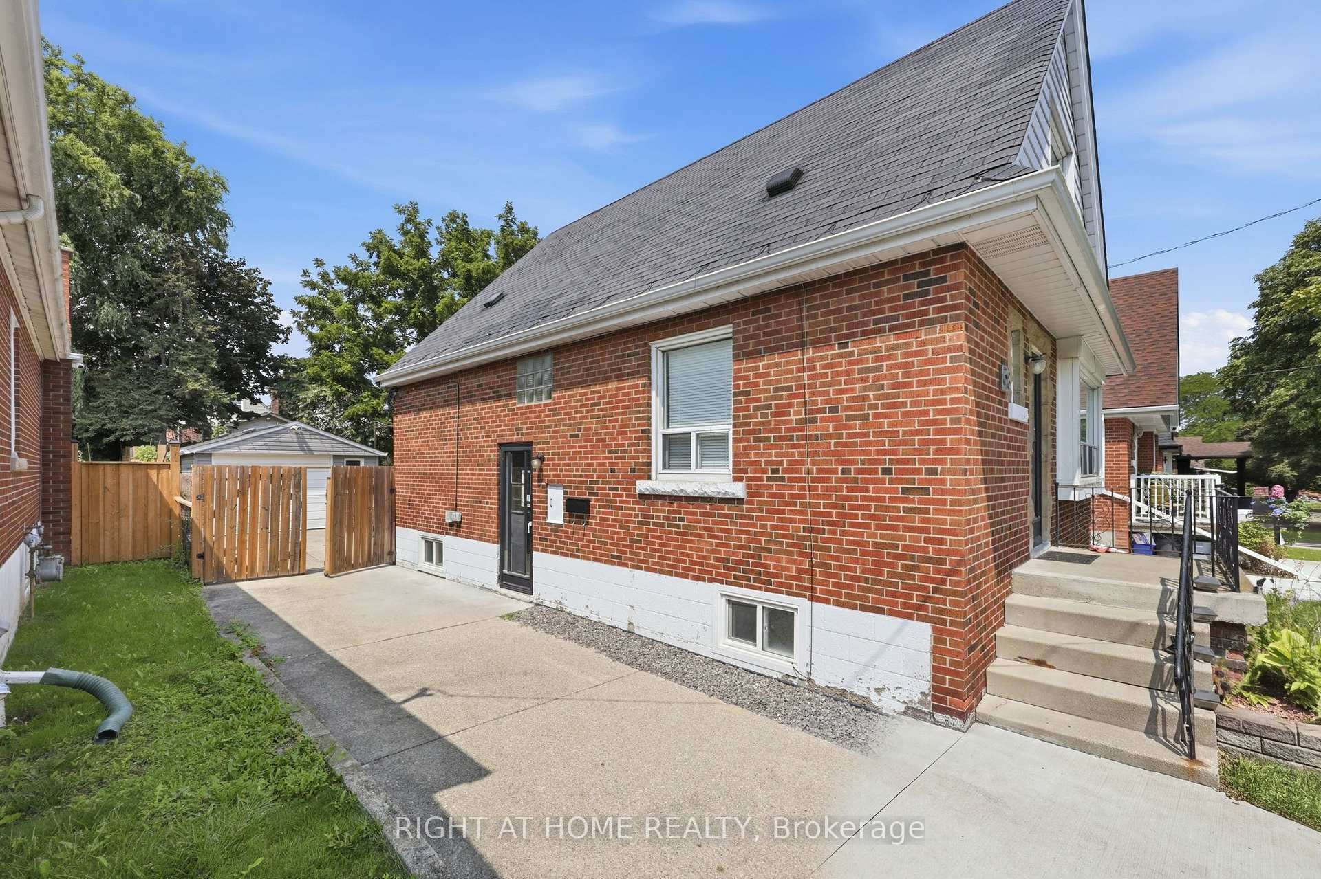 Photo 3 of Unit Basement, 38 Martin Road, Hamilton, Rosedale — HOMEH