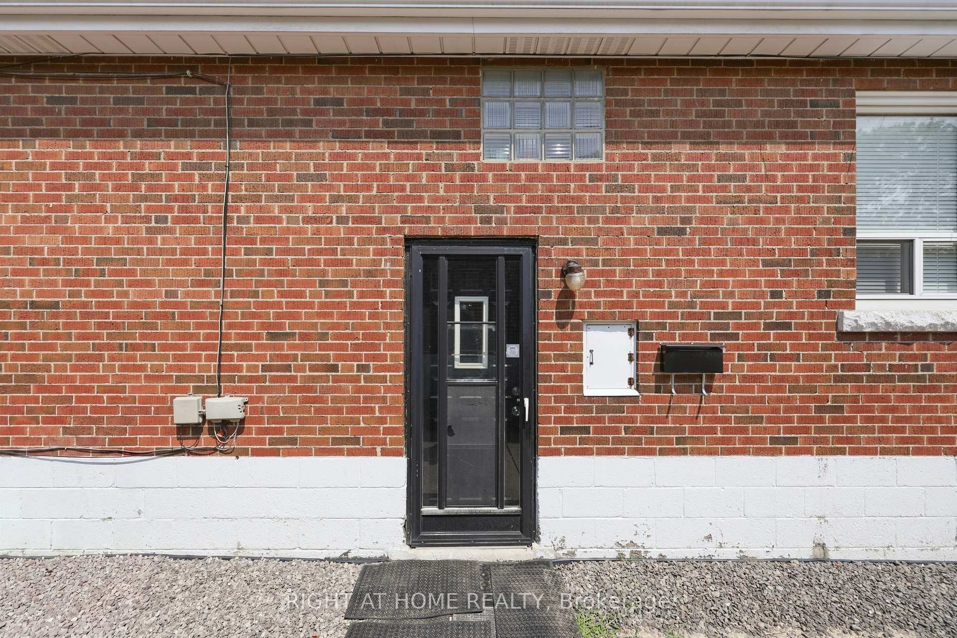 Photo 4 of Unit Basement, 38 Martin Road, Hamilton, Rosedale — HOMEH