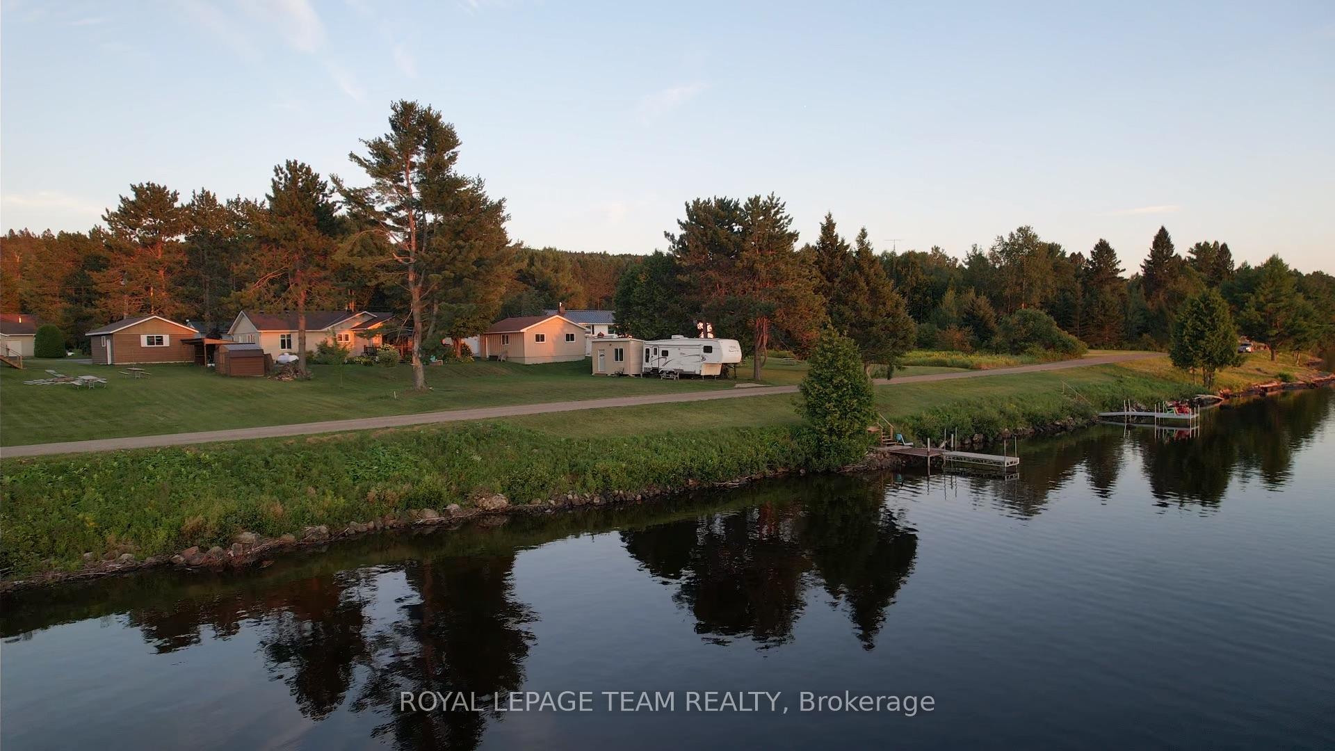 Photo 3 of 76 Lake Street, South Algonquin — HOMEH