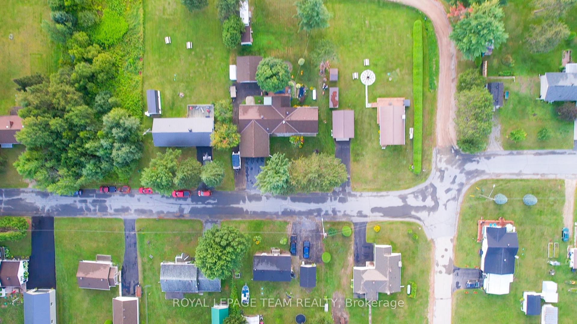 Photo 7 of 76 Lake Street, South Algonquin — HOMEH