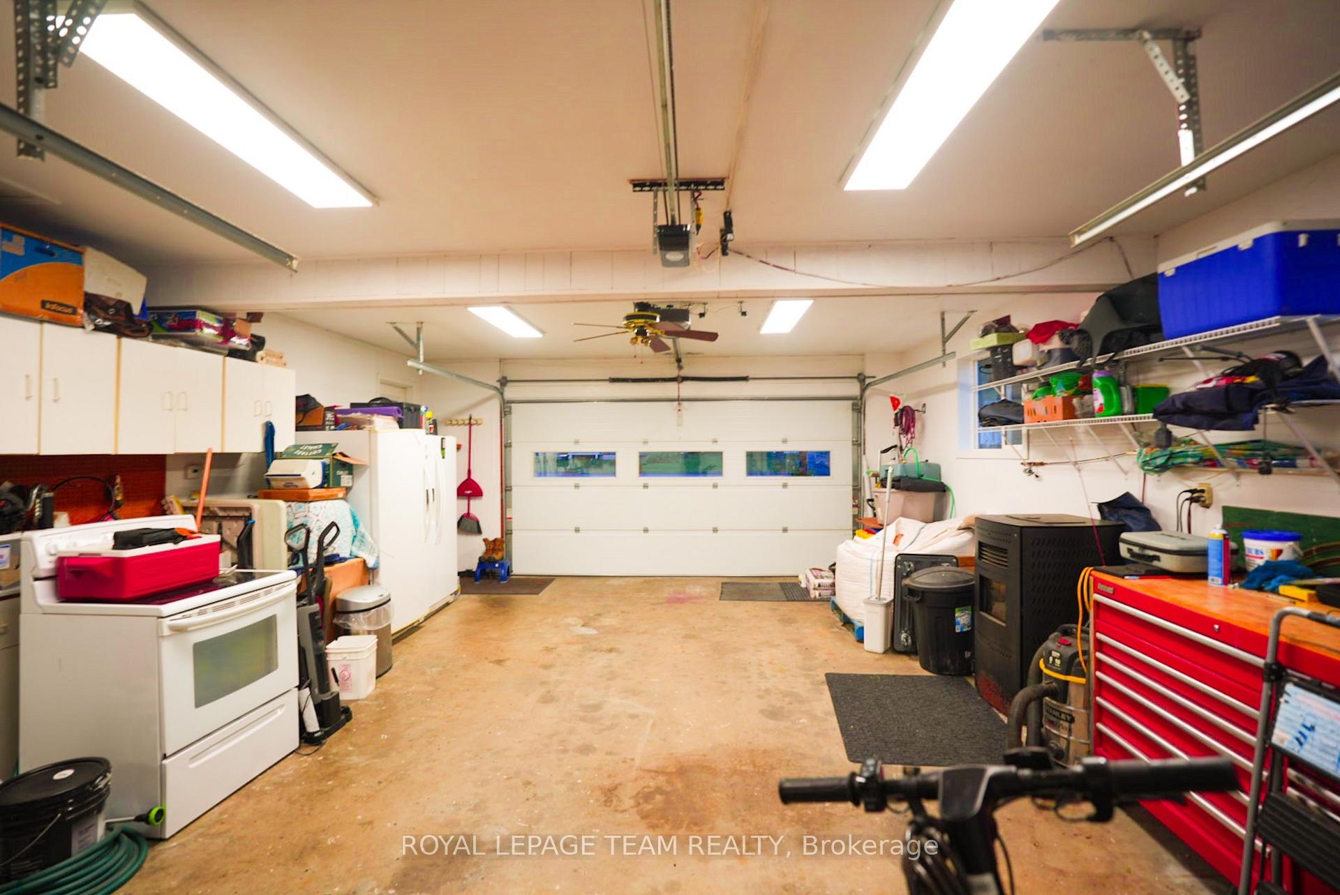 Photo 13 of 76 Lake Street, South Algonquin — HOMEH