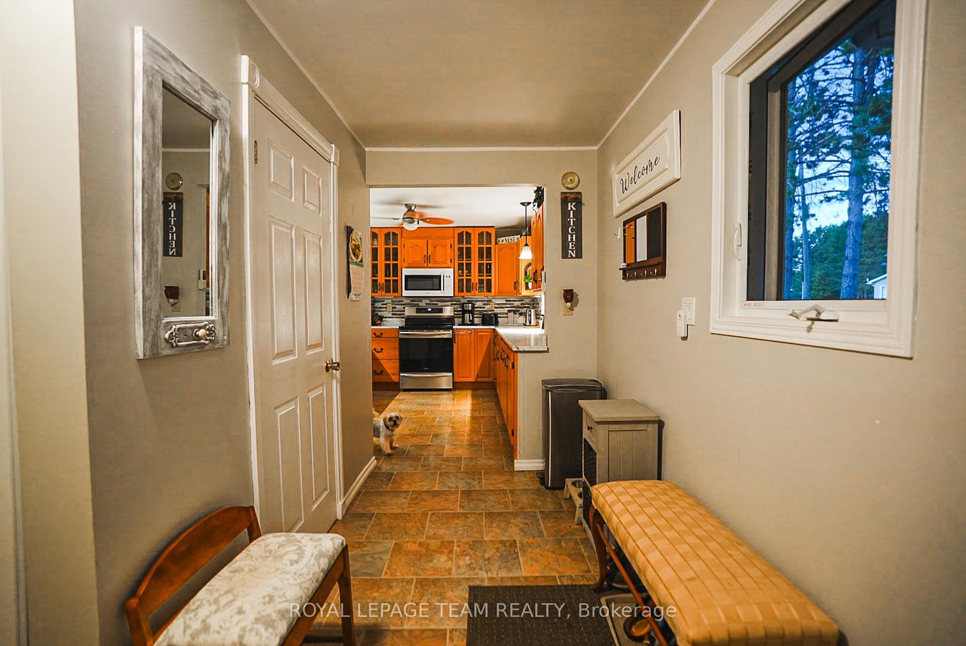 Photo 14 of 76 Lake Street, South Algonquin — HOMEH