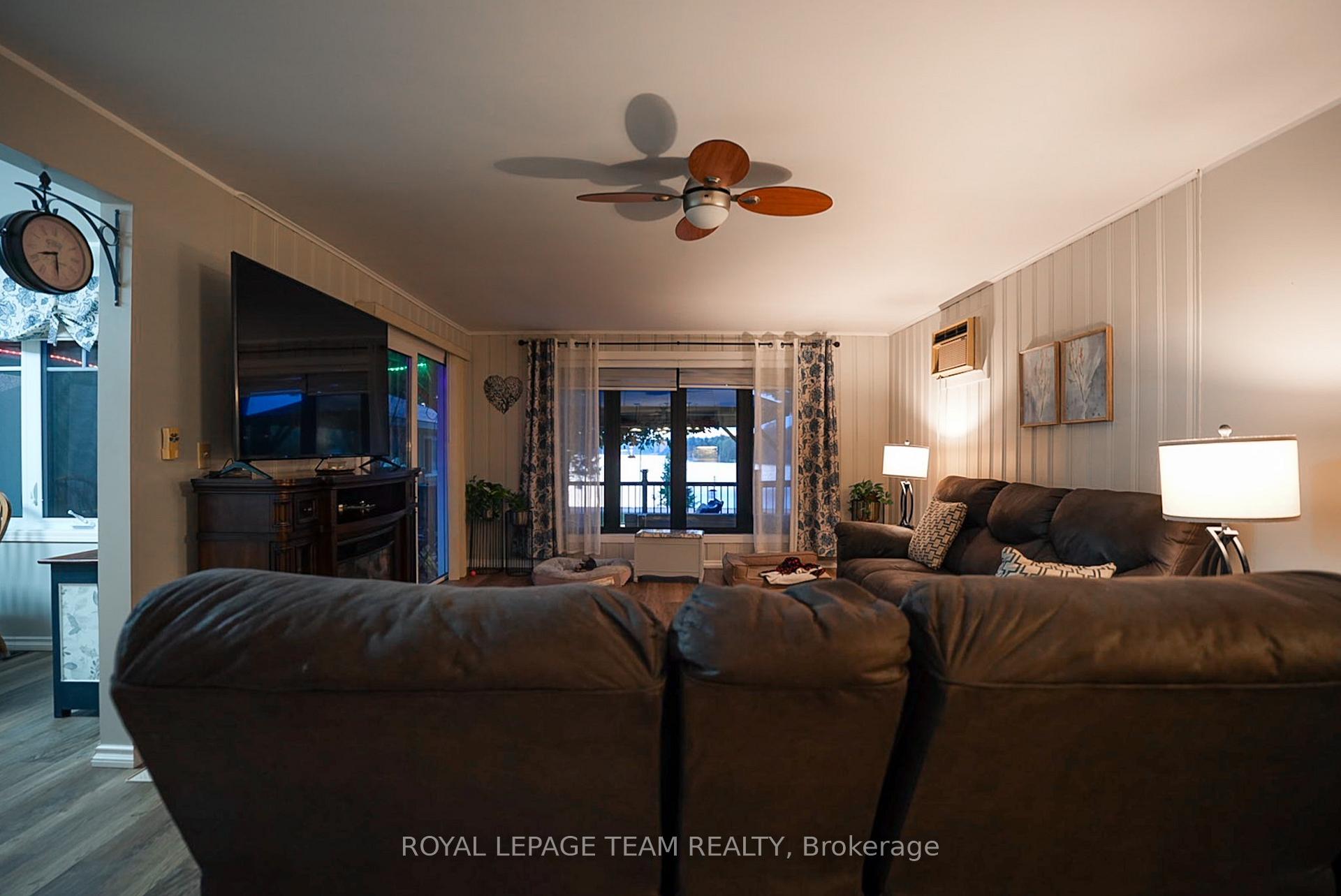 Photo 19 of 76 Lake Street, South Algonquin — HOMEH