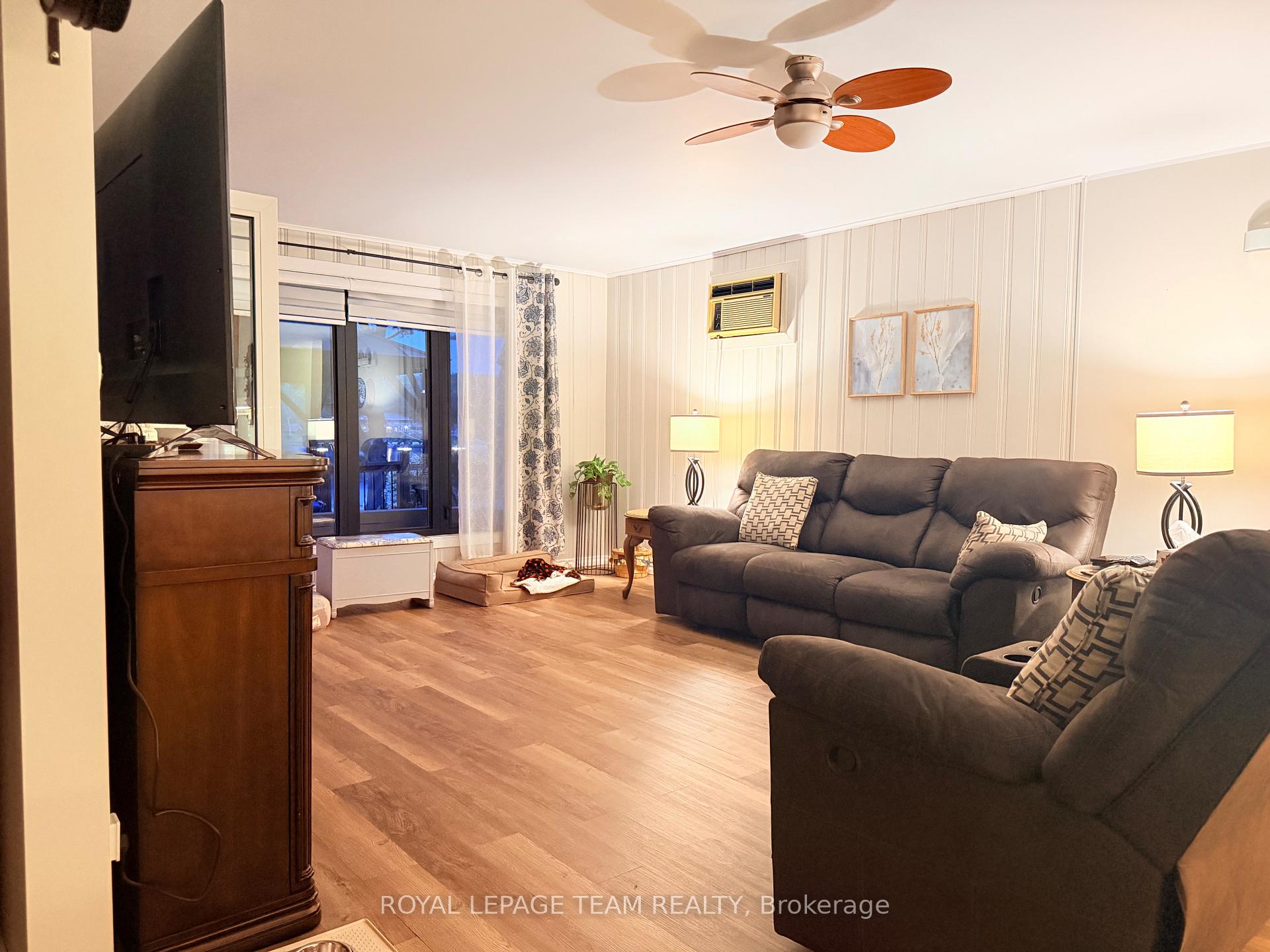 Photo 34 of 76 Lake Street, South Algonquin — HOMEH