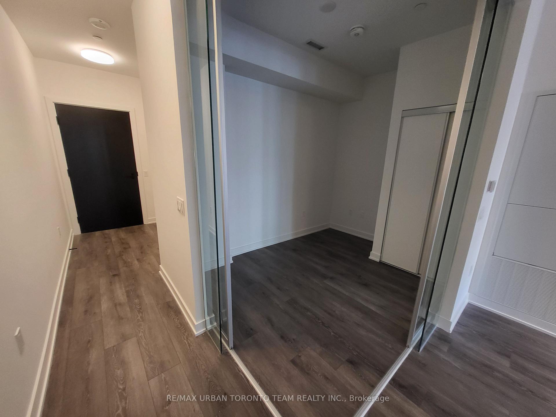 Photo 8 of Unit Th123, 117 broadway Avenue, Toronto, Mount Pleasant West — HOMEH