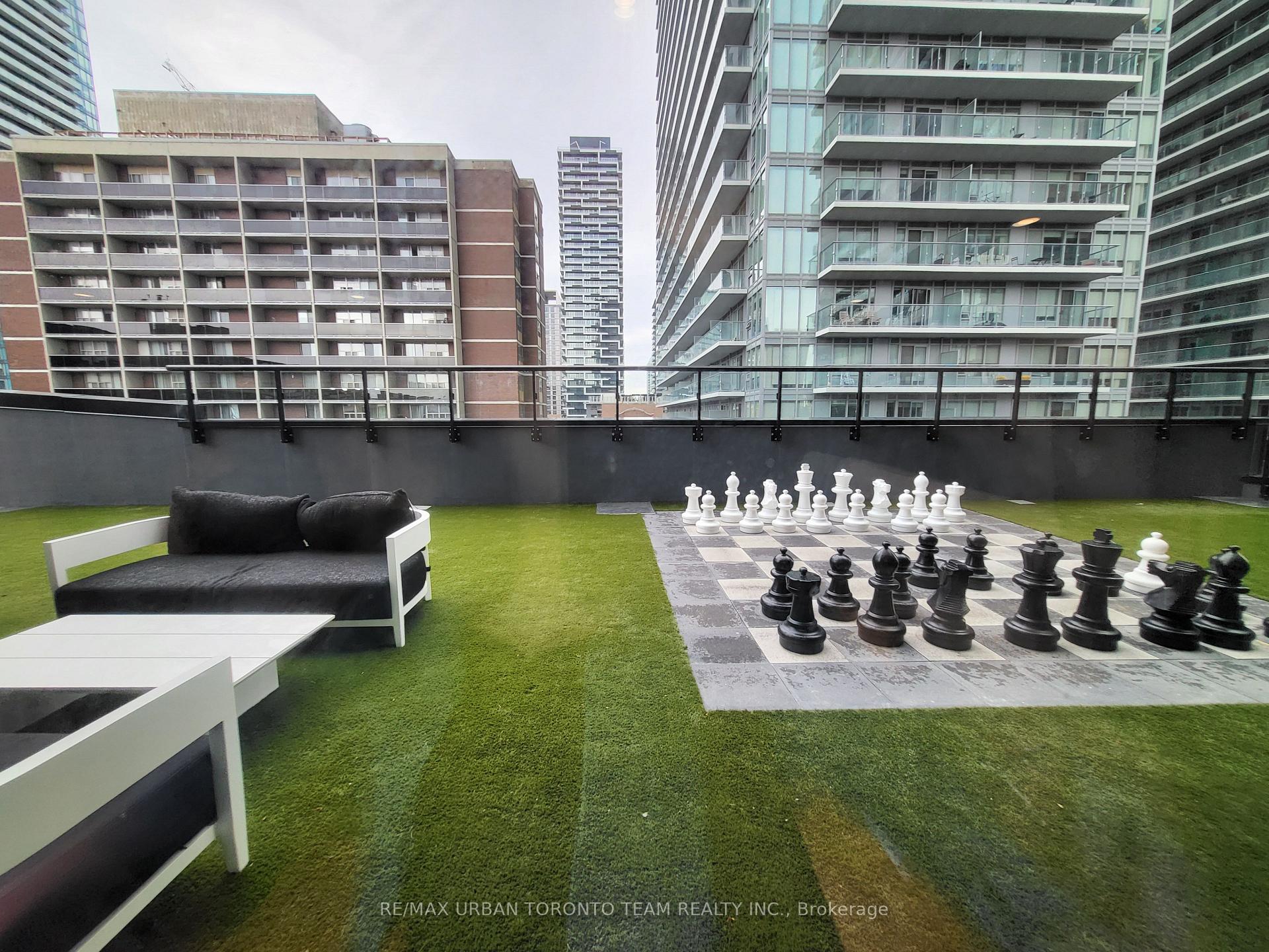 Photo 18 of Unit Th123, 117 broadway Avenue, Toronto, Mount Pleasant West — HOMEH