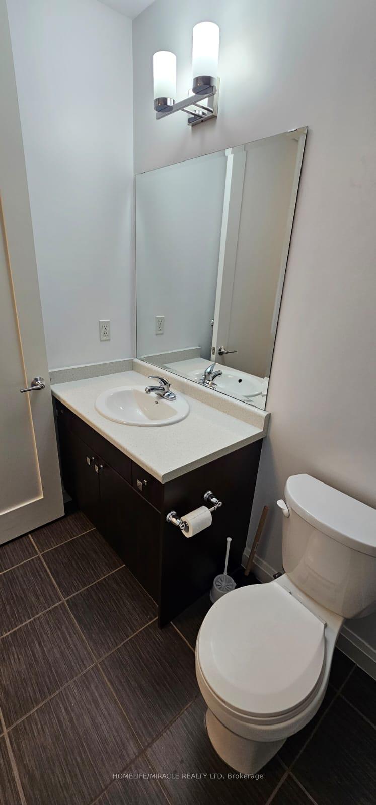 Photo 35 of Unit 707, 112 King Street, Hamilton, Beasley — HOMEH