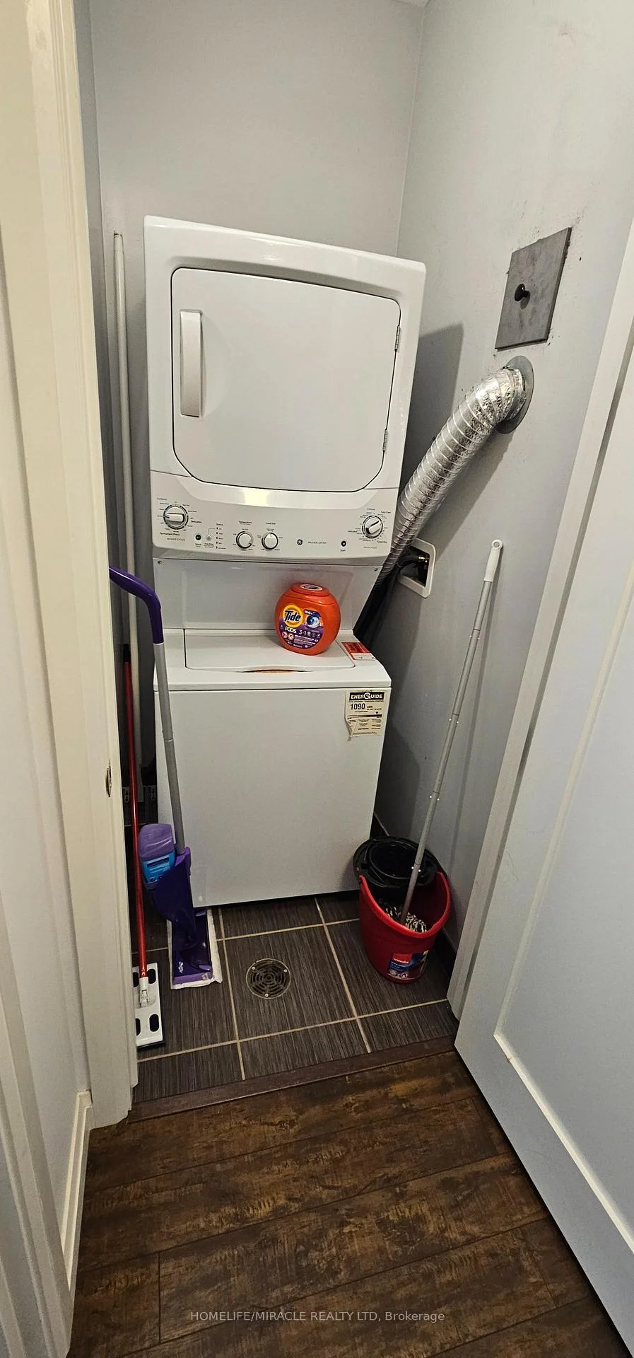 Photo 3 of Unit 707, 112 King Street, Hamilton, Beasley — HOMEH