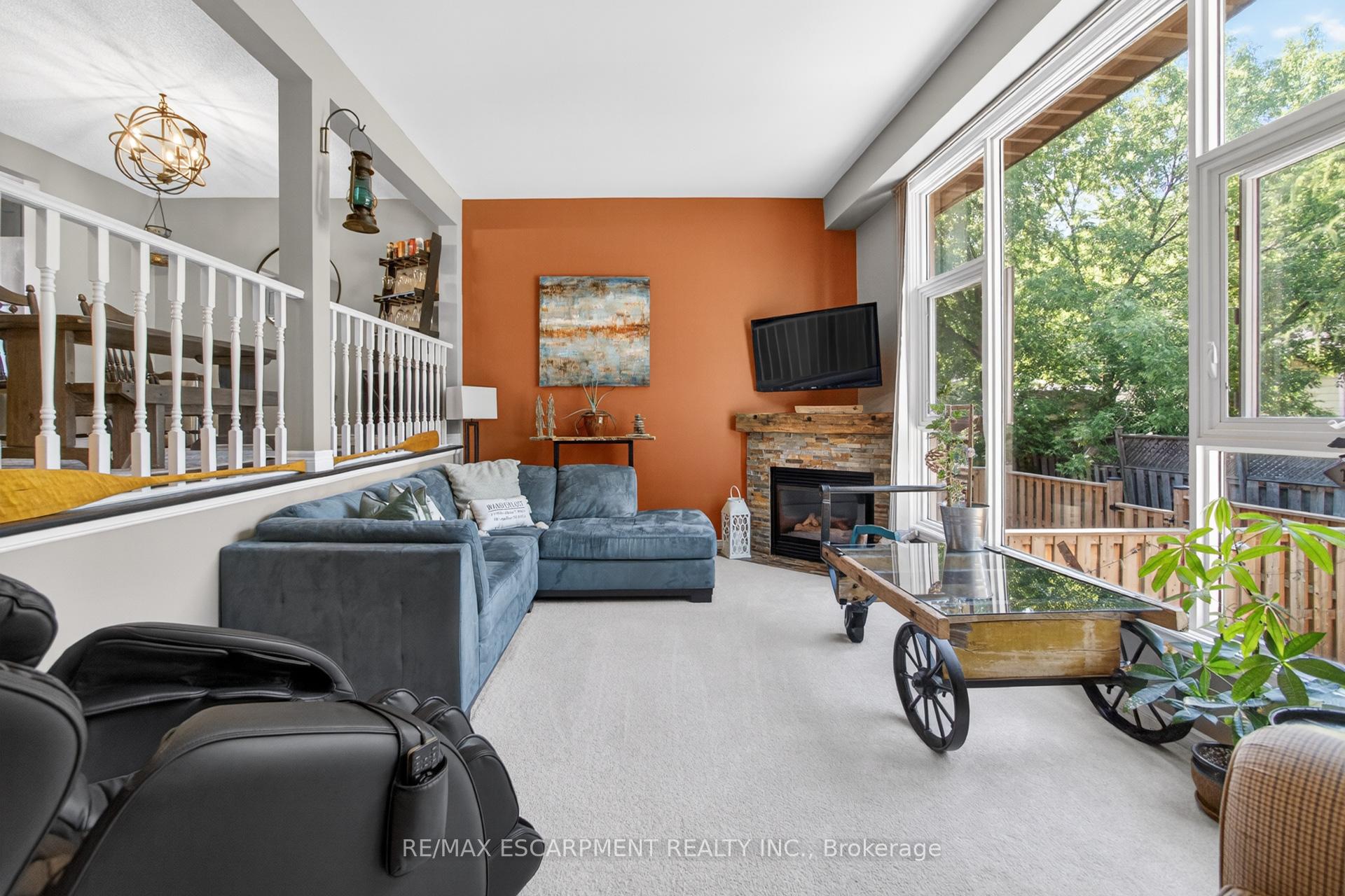 Photo 5 of Unit 31, 23 Watsons Lane, Hamilton, Dundas — HOMEH