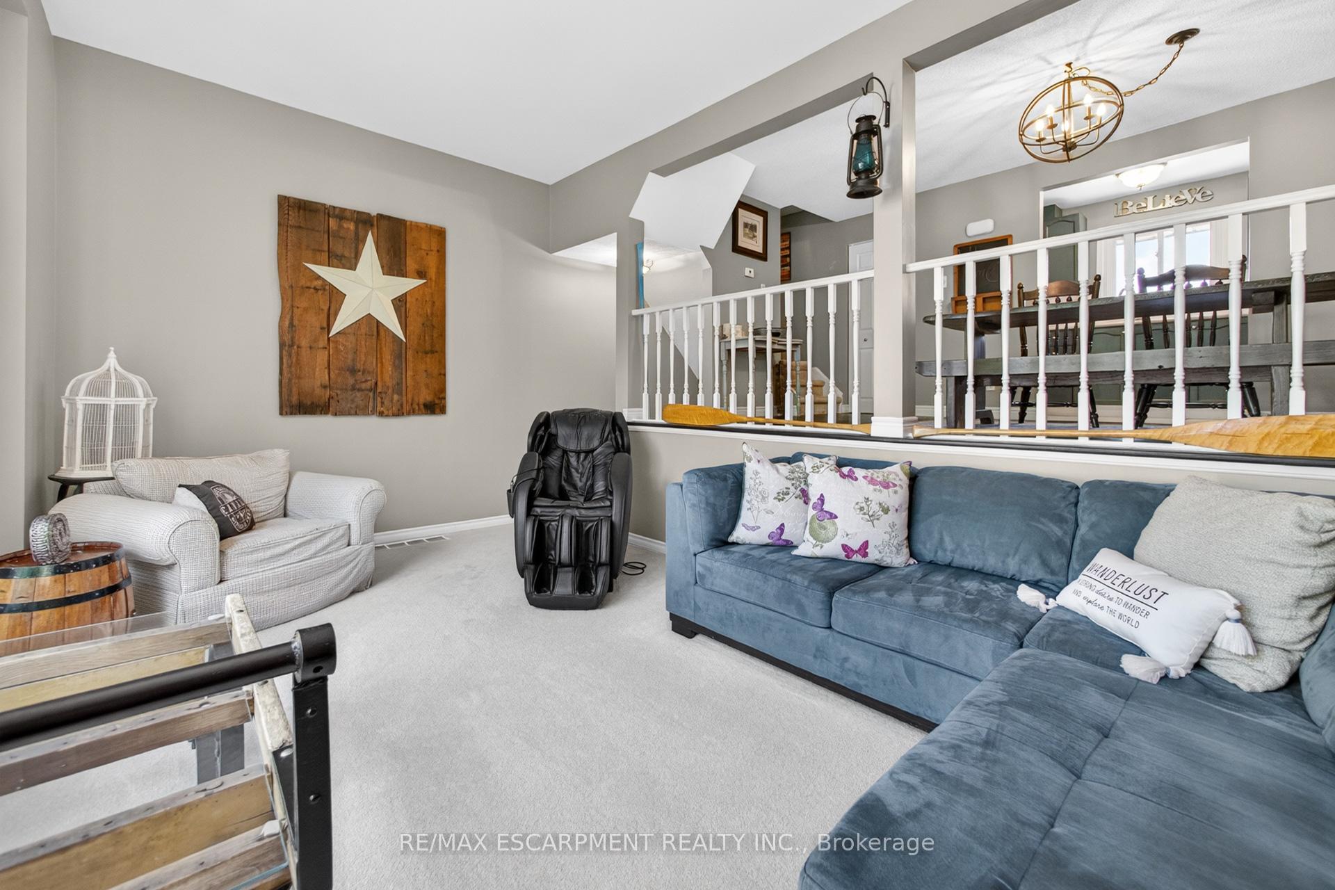 Photo 7 of Unit 31, 23 Watsons Lane, Hamilton, Dundas — HOMEH