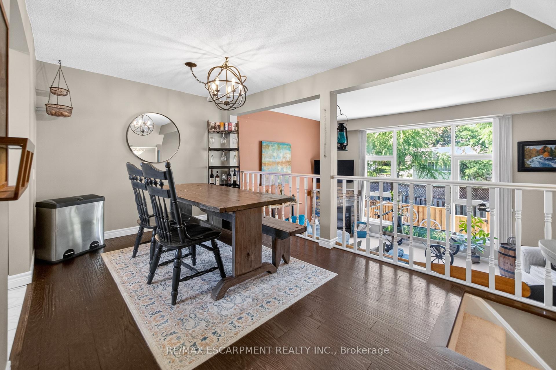 Photo 11 of Unit 31, 23 Watsons Lane, Hamilton, Dundas — HOMEH