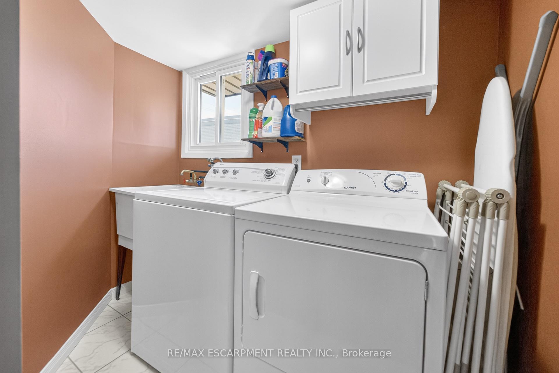 Photo 18 of Unit 31, 23 Watsons Lane, Hamilton, Dundas — HOMEH