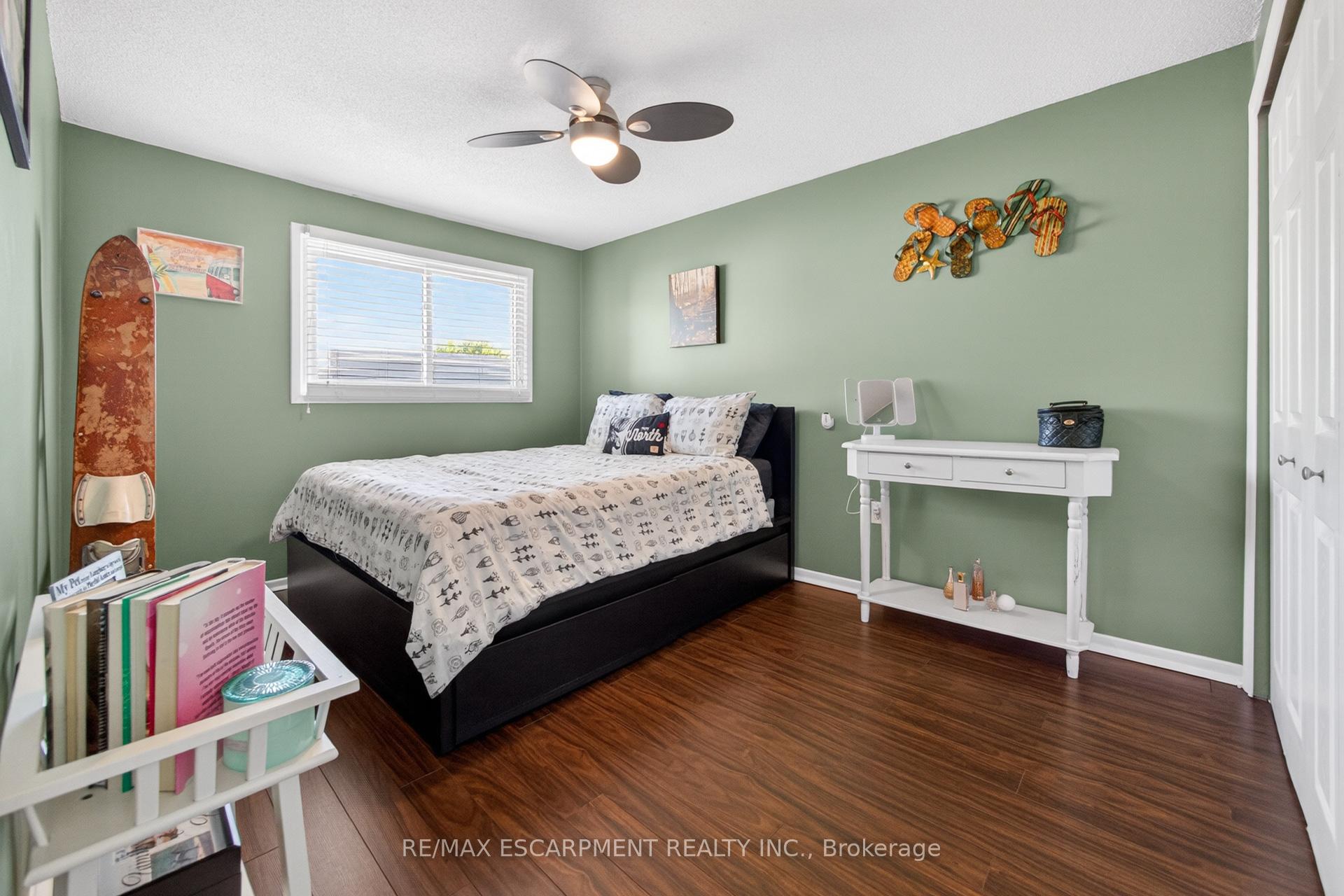 Photo 25 of Unit 31, 23 Watsons Lane, Hamilton, Dundas — HOMEH