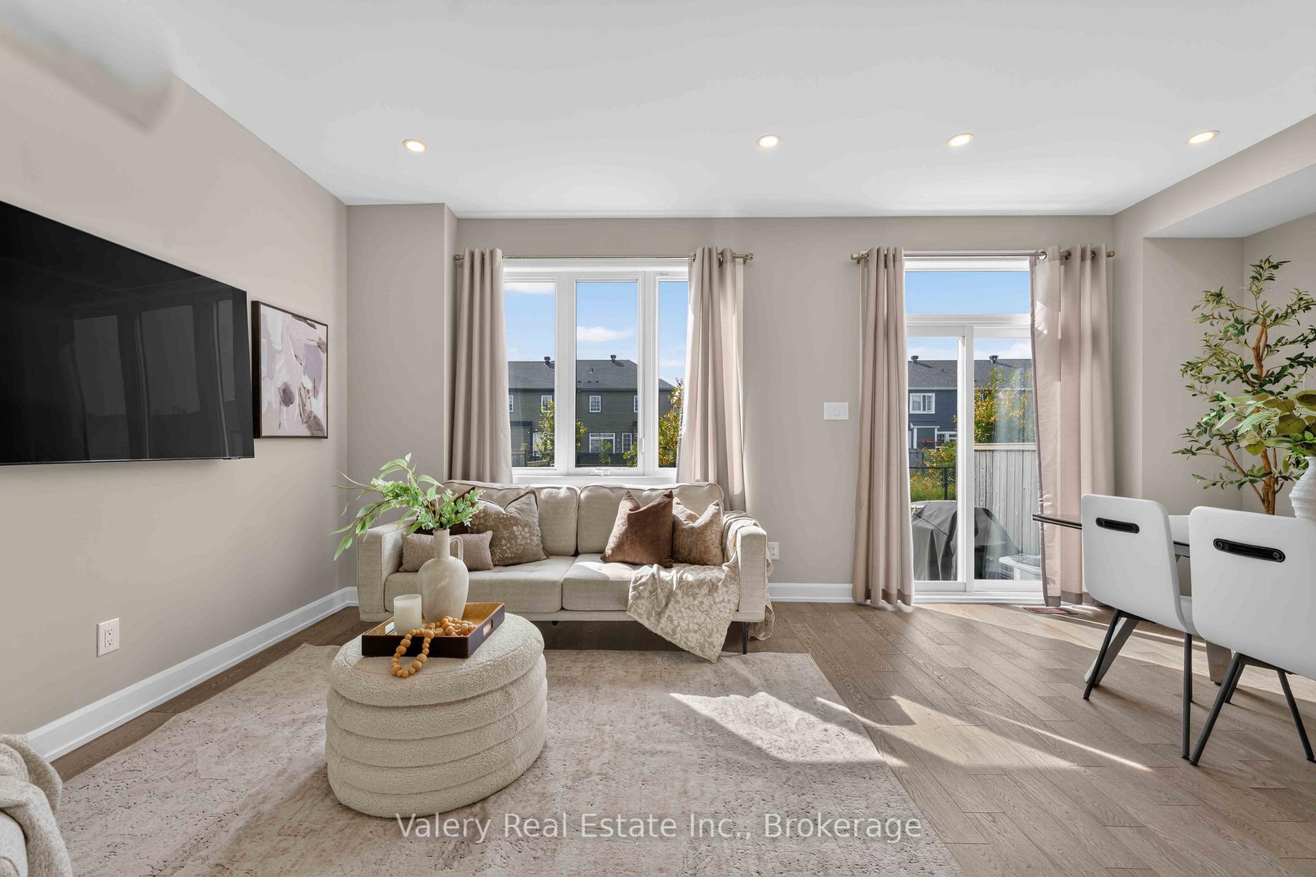 Photo 7 of 46 Gardenpost Terrace, Ottawa, Avalon West — HOMEH